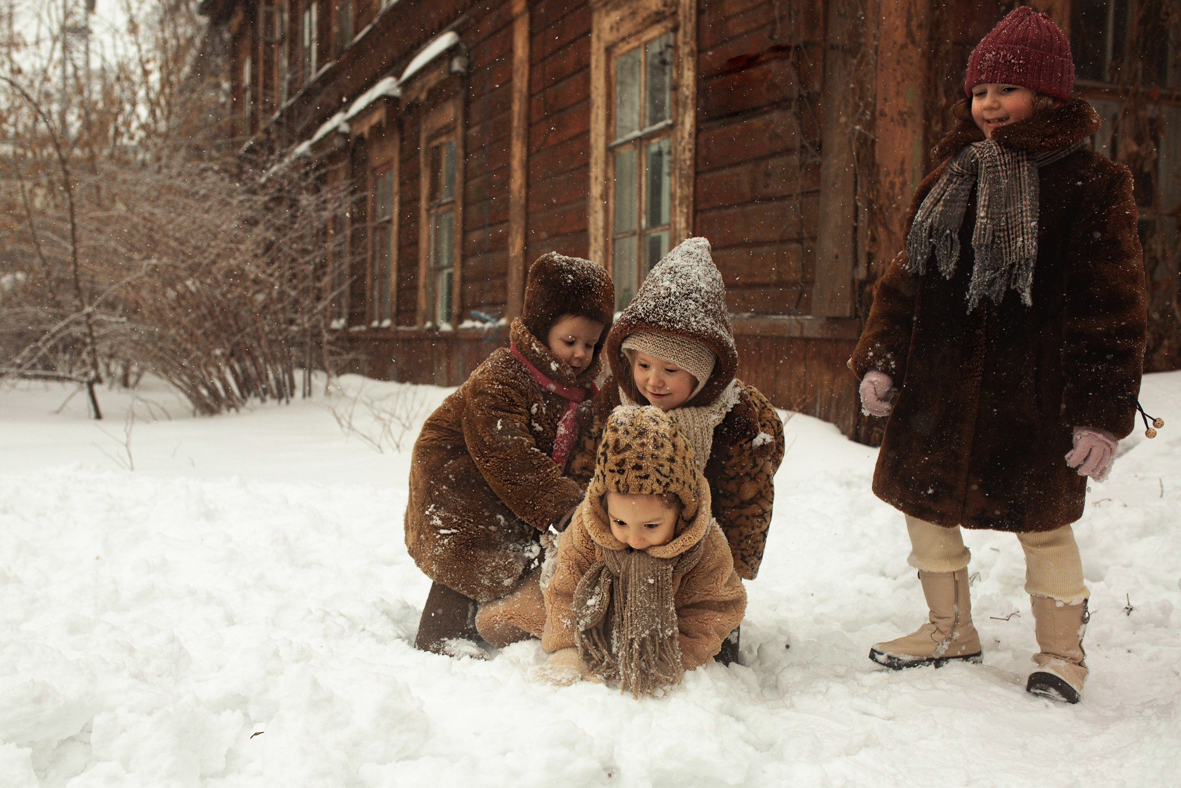 Мы лепим снеговика!. Съемка Таинств Крещения Венчания, детские и семейные съемки в Пензе