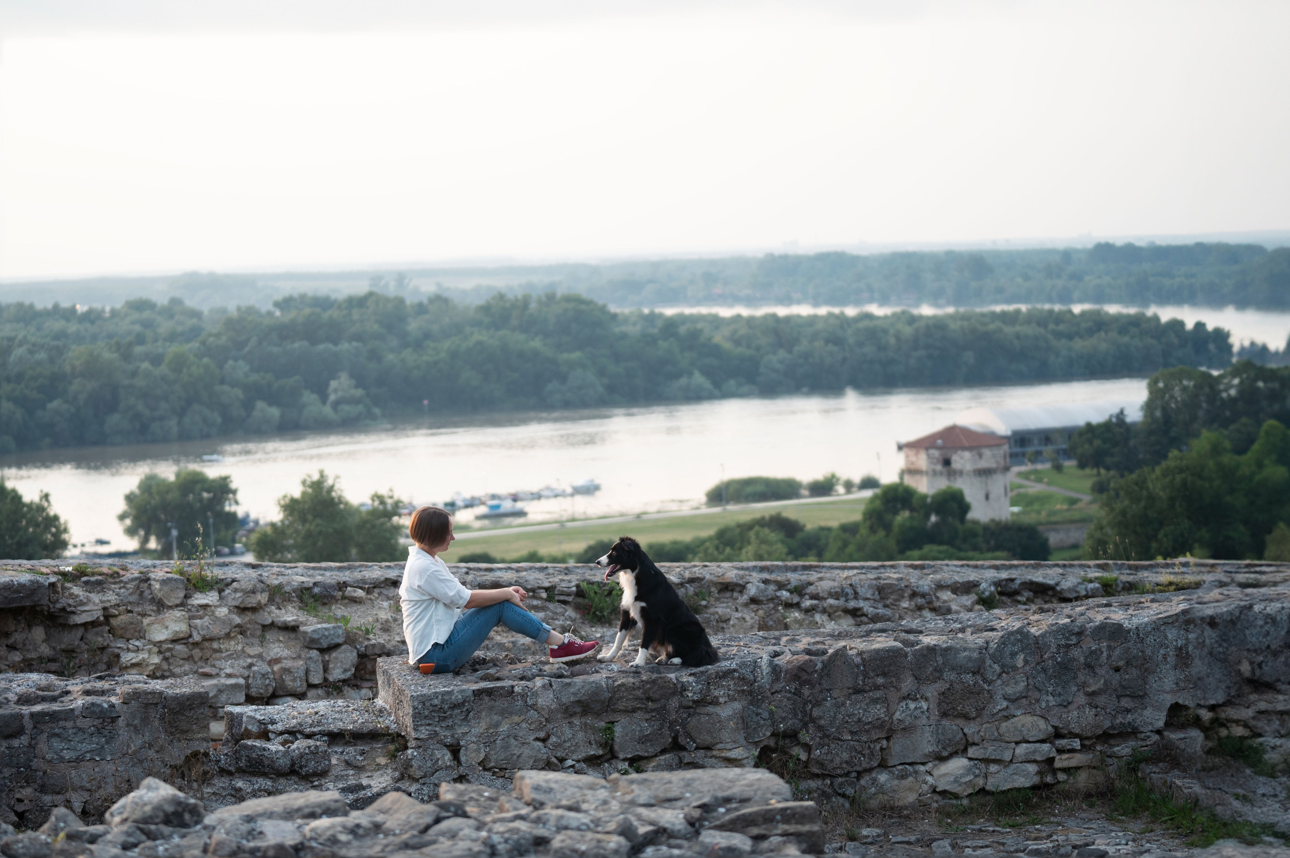 Белград, Калемегдан. Таня и Шегги. Фотограф анималист