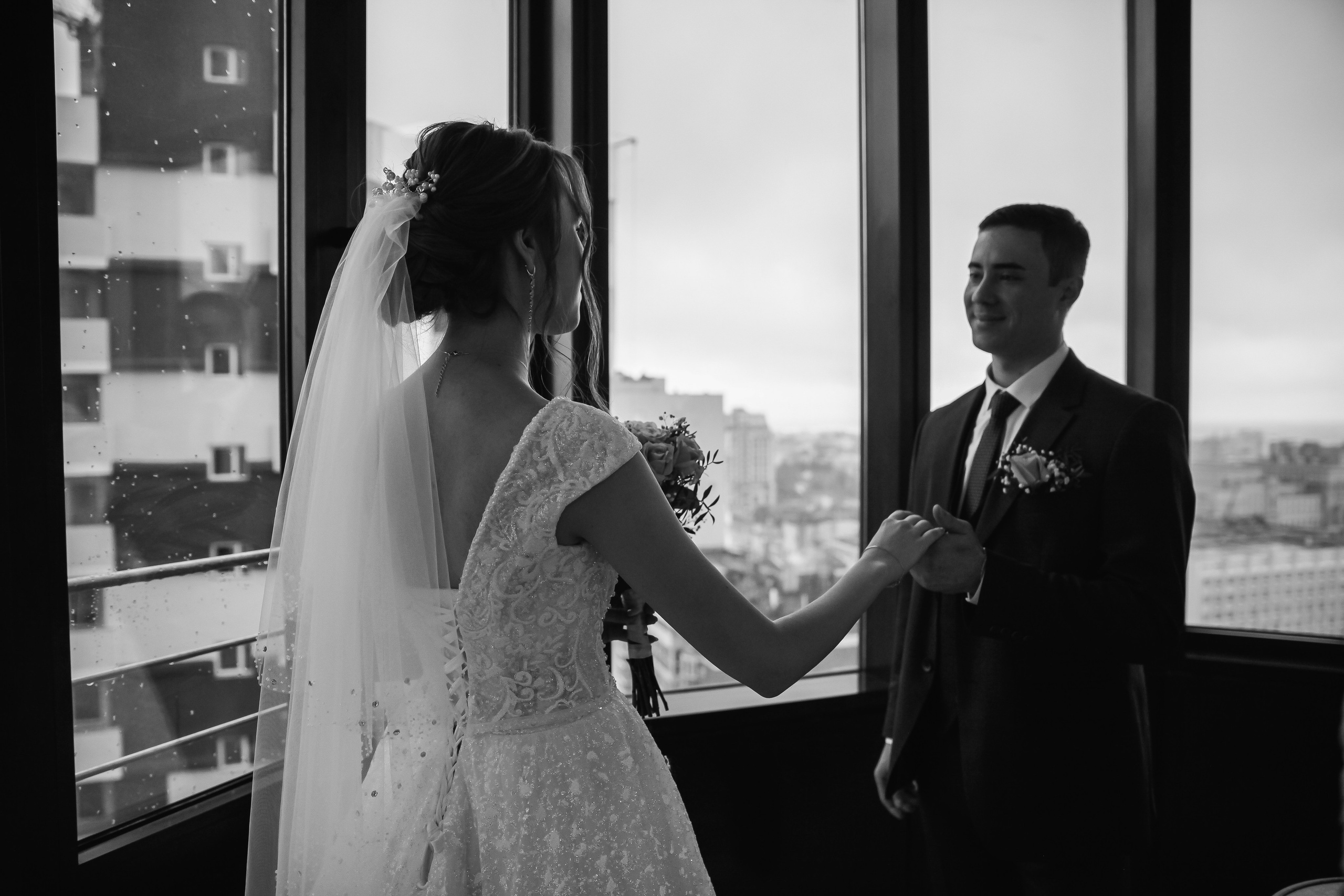 Свадебная фотосессия в городском стиле. Свадебный фотограф в Самаре | в Сочи