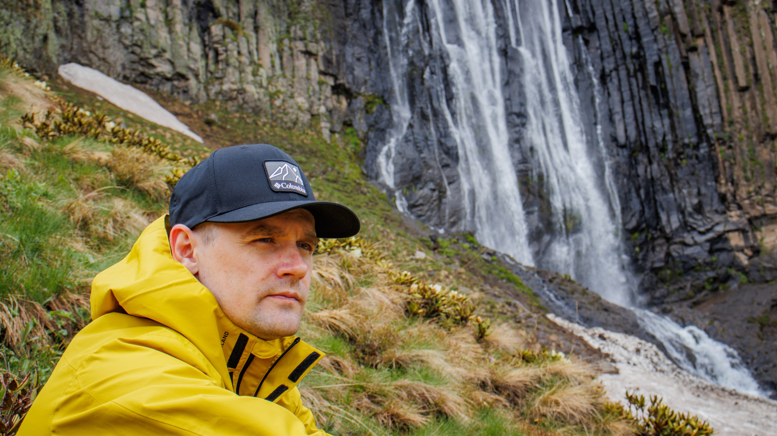 Трекинг / Терскольский водопад. Фотограф на трекинг и восхождение Эльбрус, Приэльбрусье. Елизавета Бобок