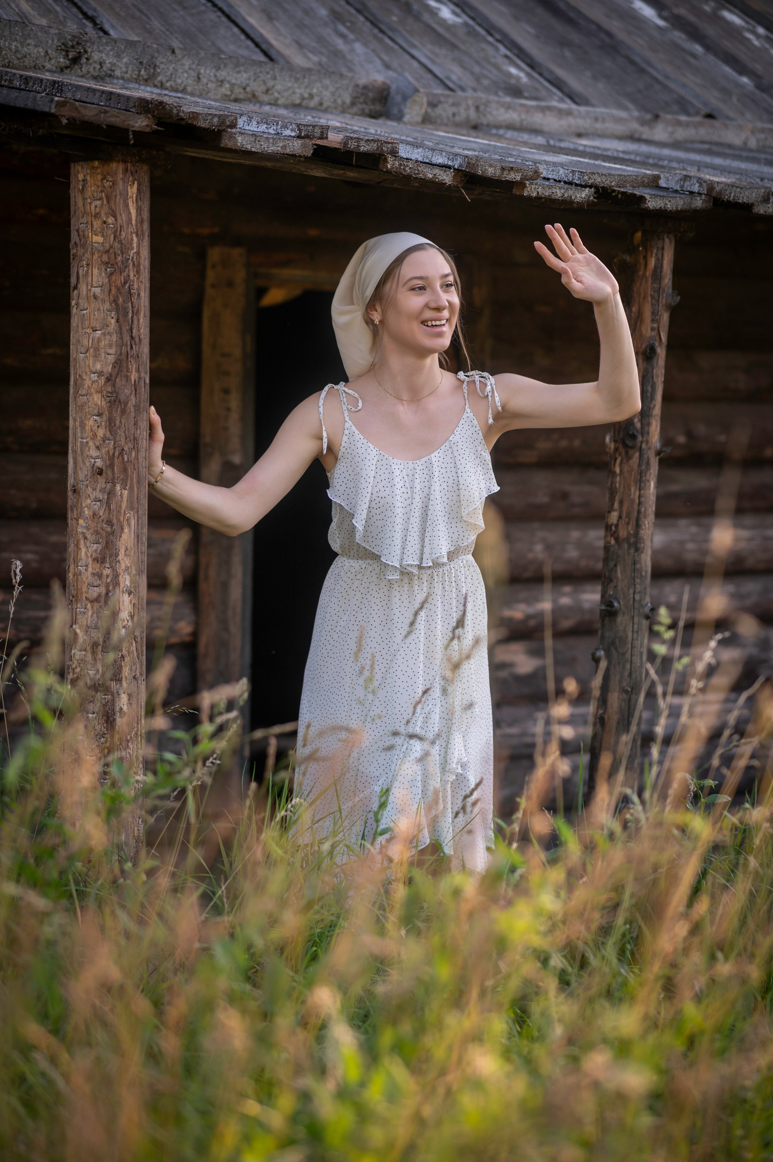 Анастасия в кинодеревне (Горки Ленинские)