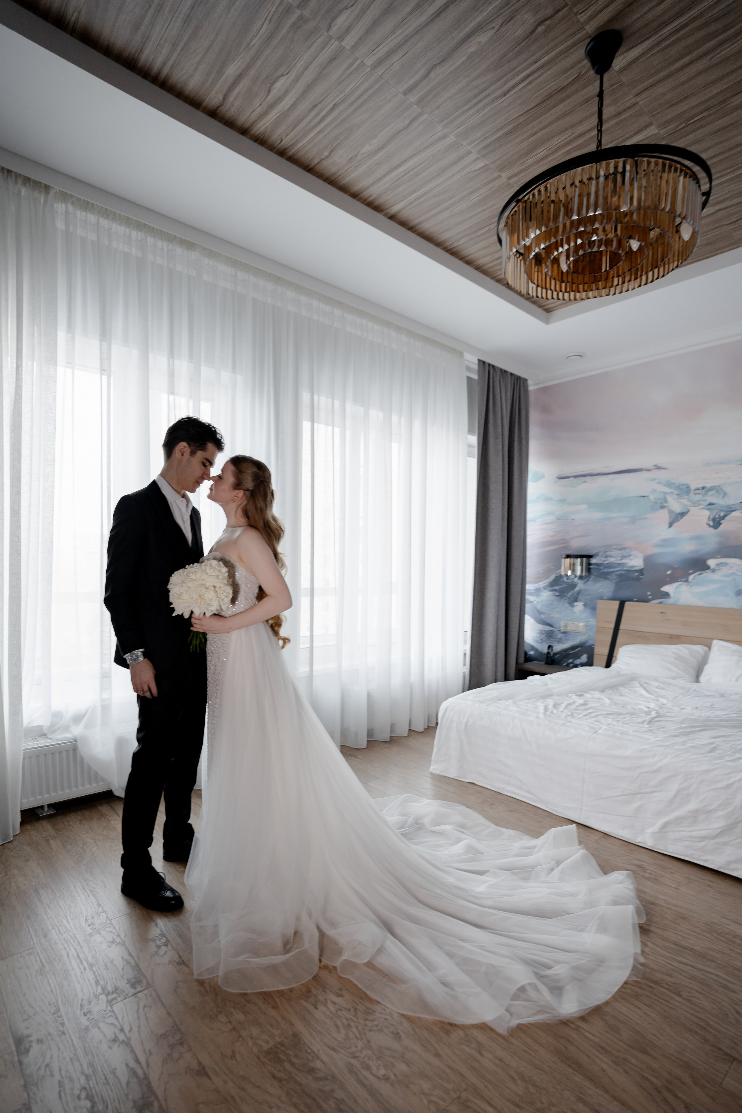 СВАДЕБНАЯ СЬЕМКА СБОРОВ В ОТЕЛЕ И ВЫЕЗД НА ЦЕРЕМОНИЮ (СНЯТО В СИБИРЕ В НИЖНЕВАРТОВСКЕ). Профессиональный фотограф, Санкт-Петербург — Виктория Богомолова