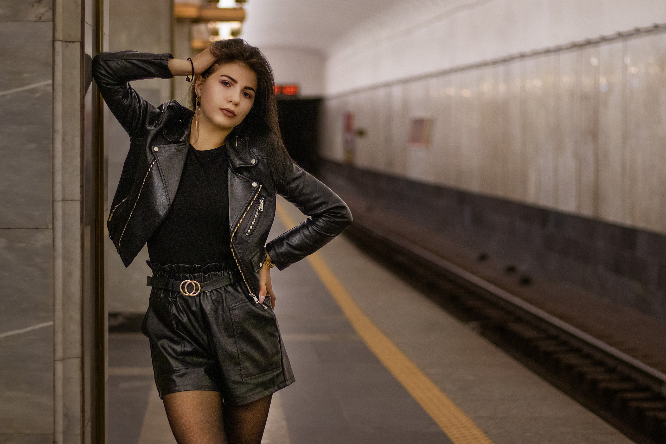 Метро. Фёдор Веренич — портретный фотограф МИНСК