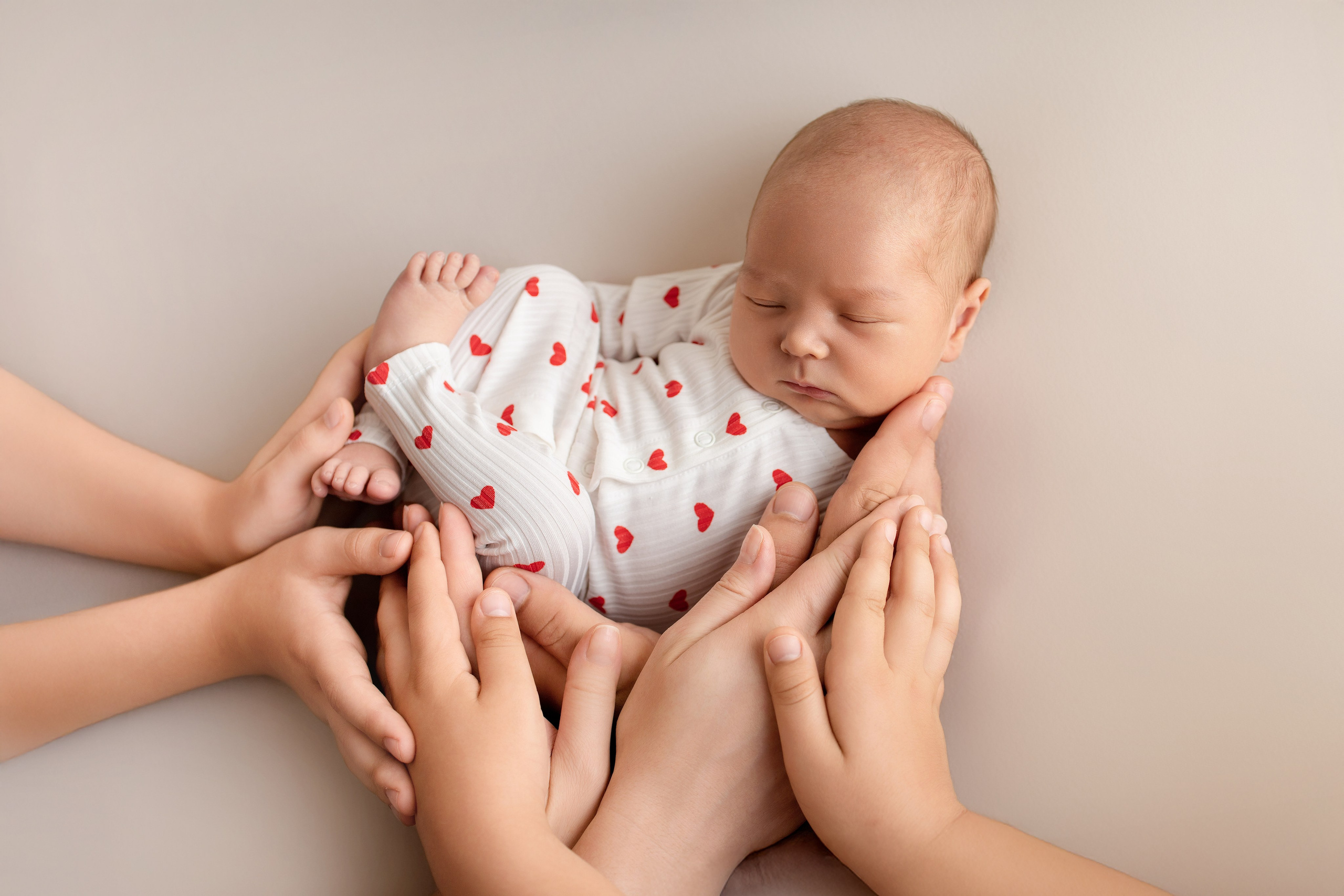 Владислав 7 дней. Фотограф новорождённых Newborn Москва