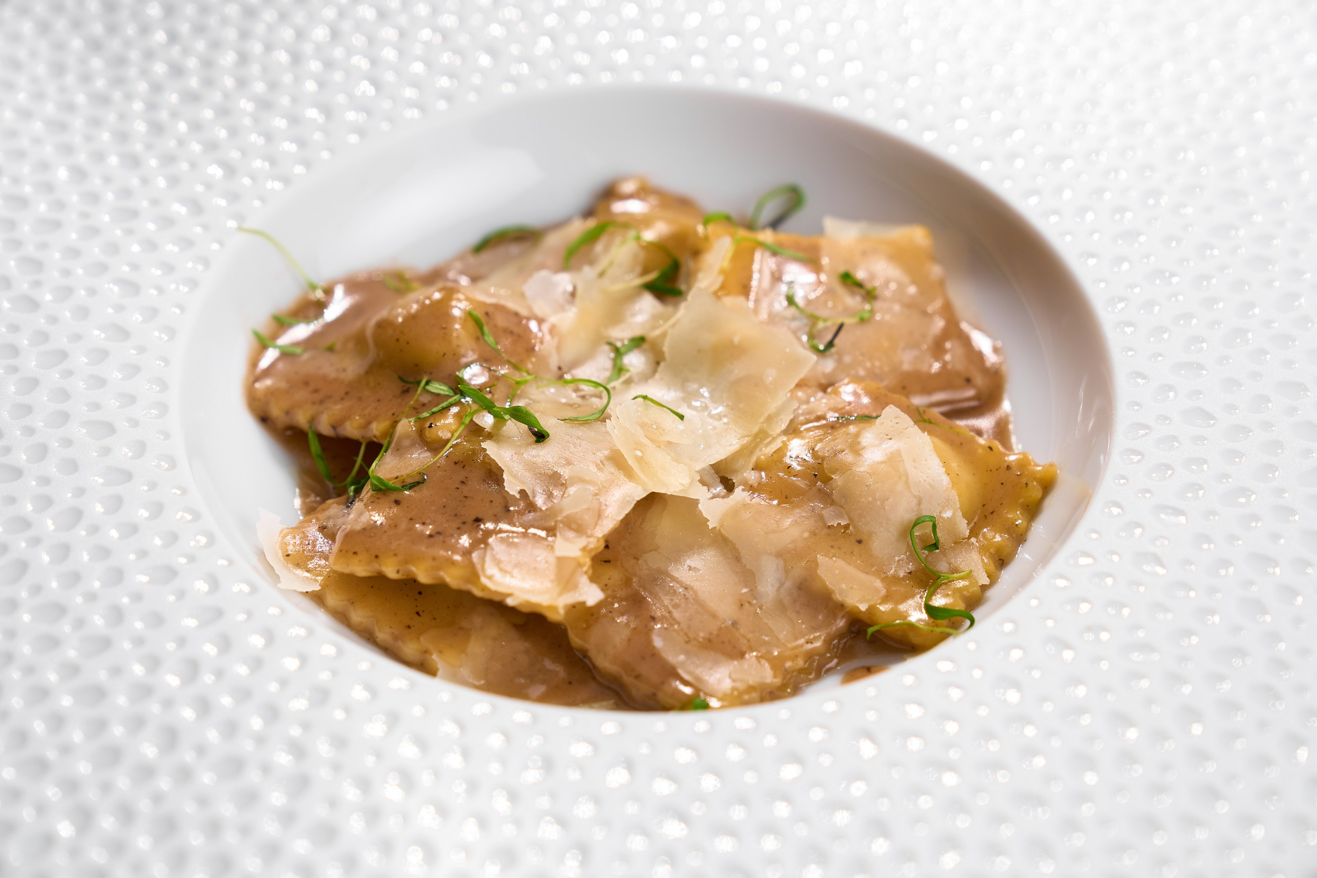 COSMOS ITALY — СЪЕМКА МЕНЮ