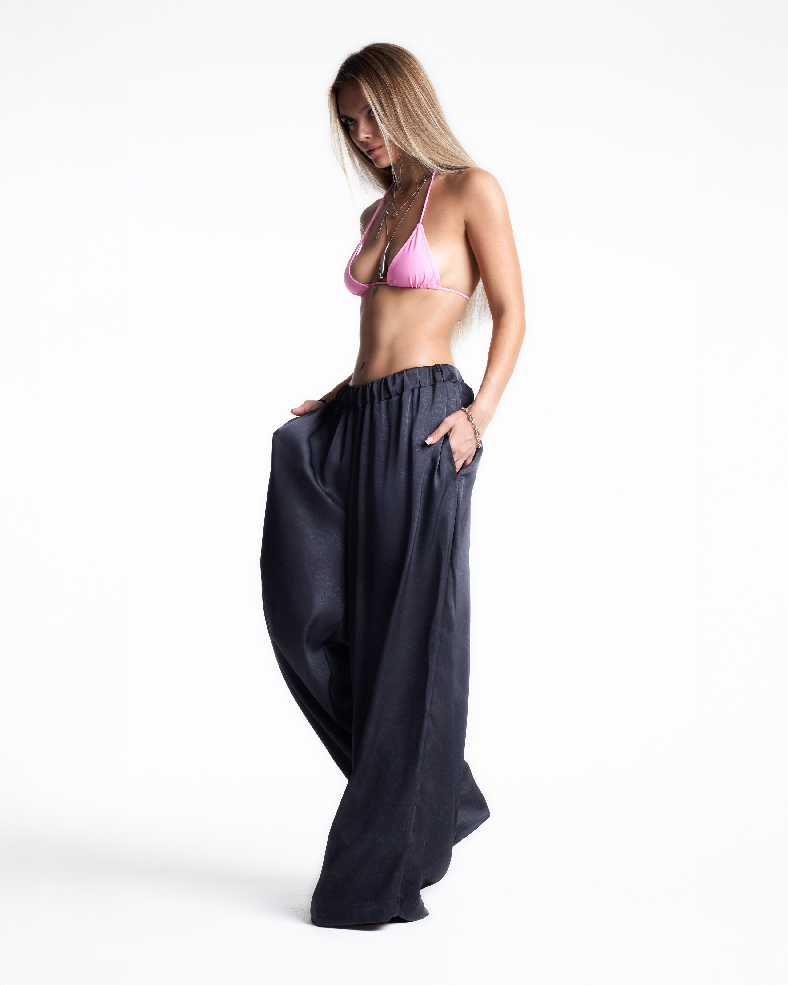 COMMERCIAL FOR BRANDS. VERONIKA TIKHOMIROVA | PHOTOGRAPHER