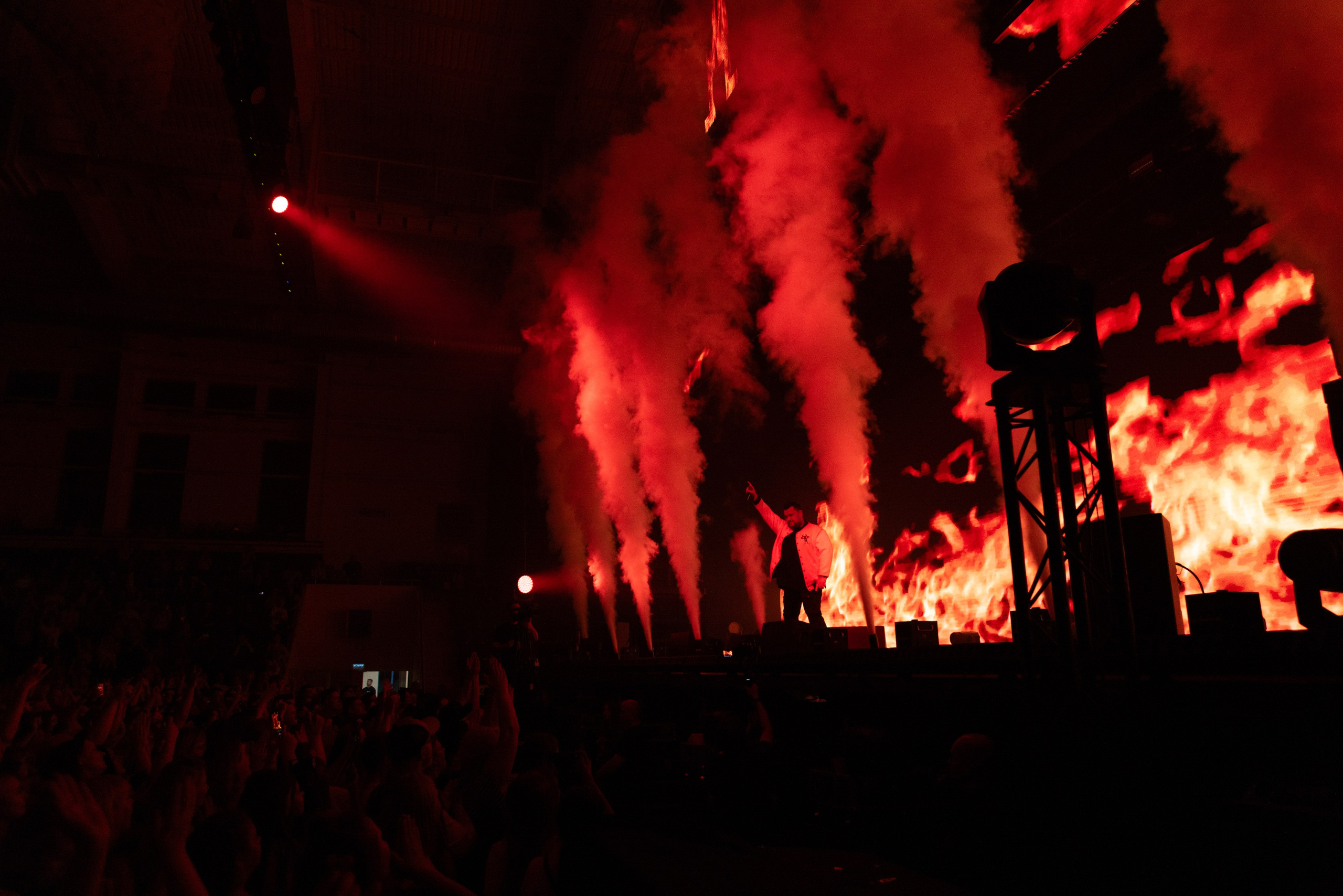 Руки Вверх Смоленск 28.05.2025. Свадебный и семейный фотограф в Москве и Московской области Оксана Шлыкова
