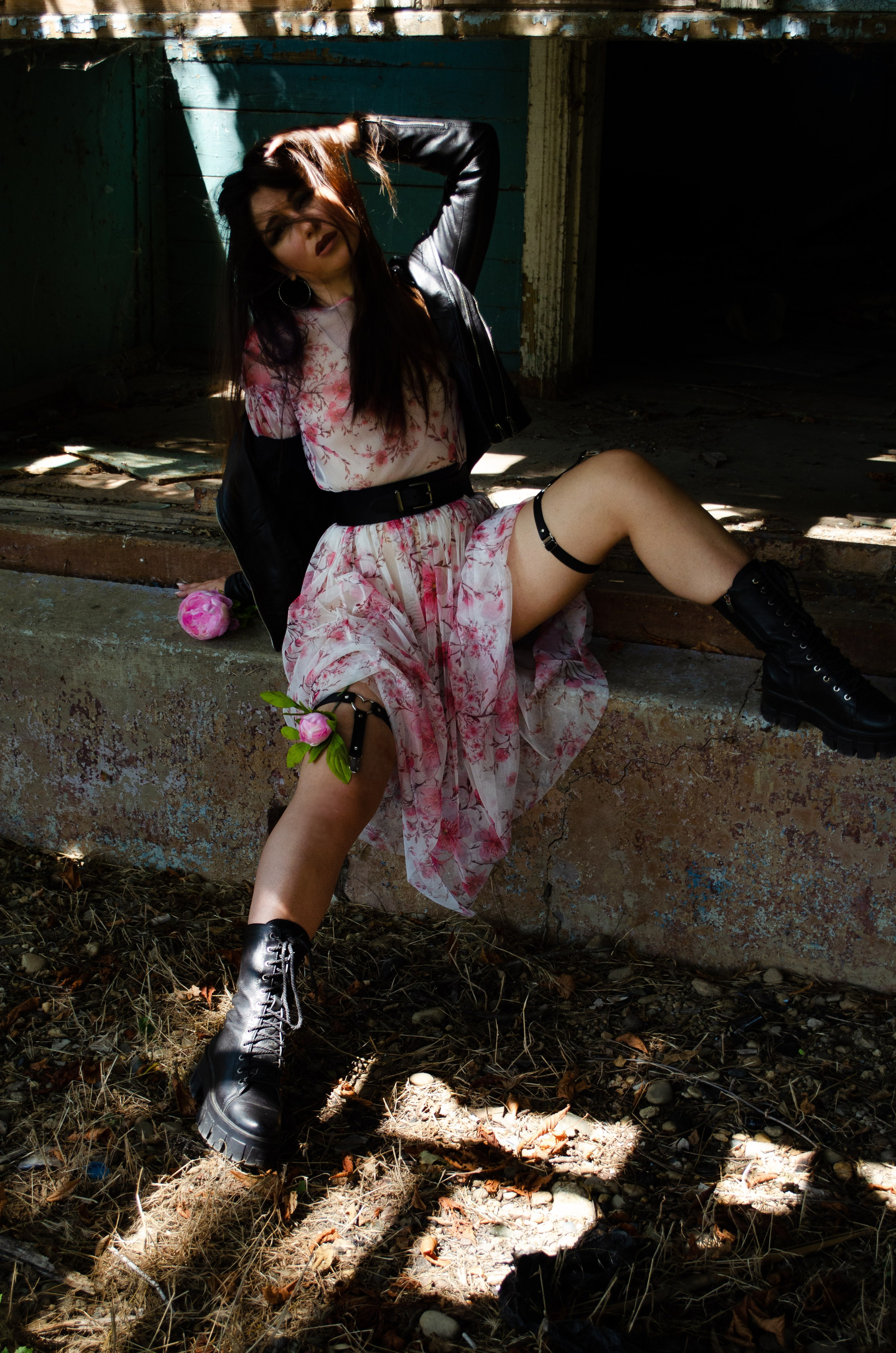 Ирина. Заброшке в стиле Voque. Портретный фотограф в Краснодаре Юлия Кудряшова