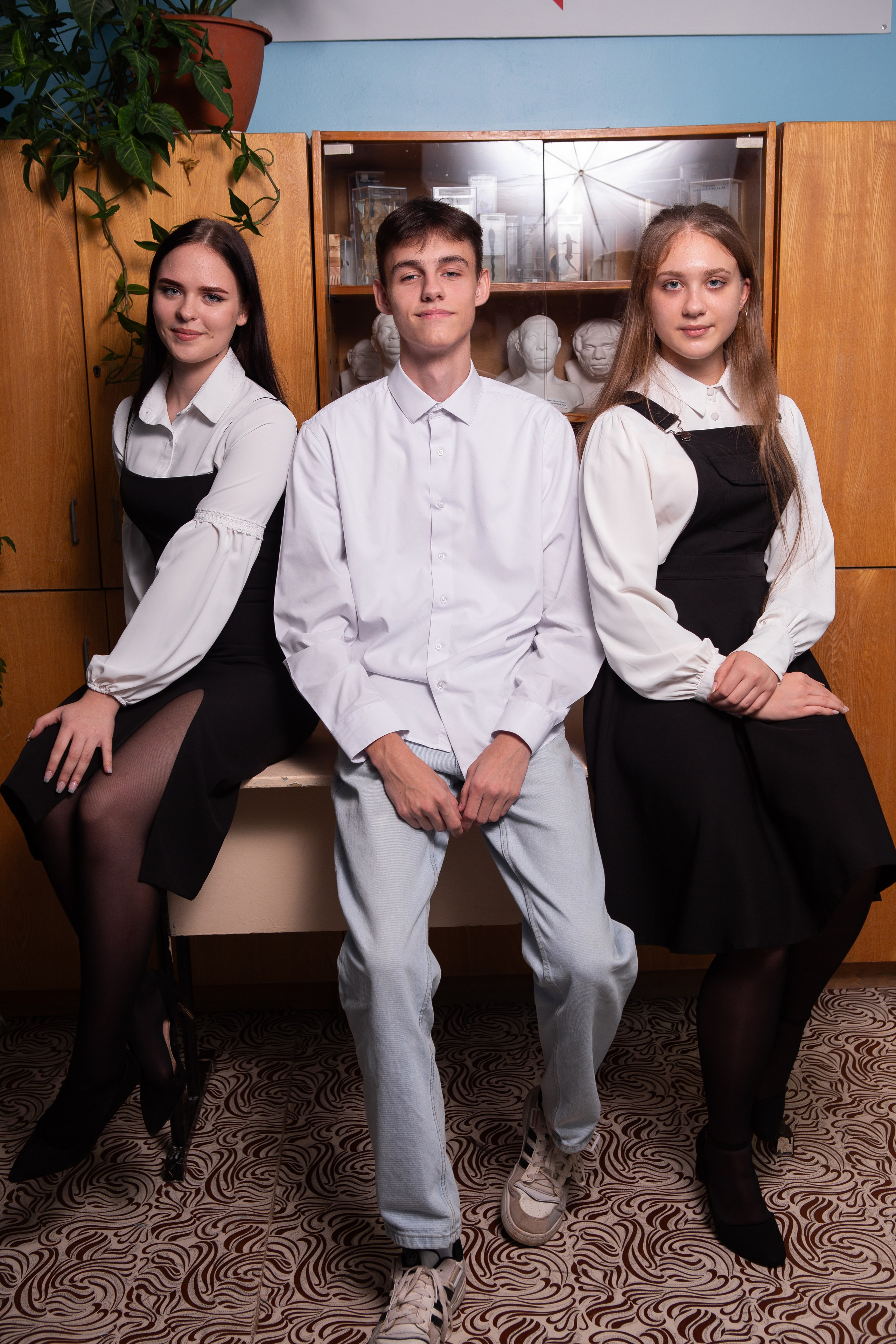 ФОТОСЕССИЯ В КЛАССЕ ДЛЯ 11 КЛАССОВ -1. ТВОЙ АЛЬБОМ / ТВОИ ПРАВИЛА