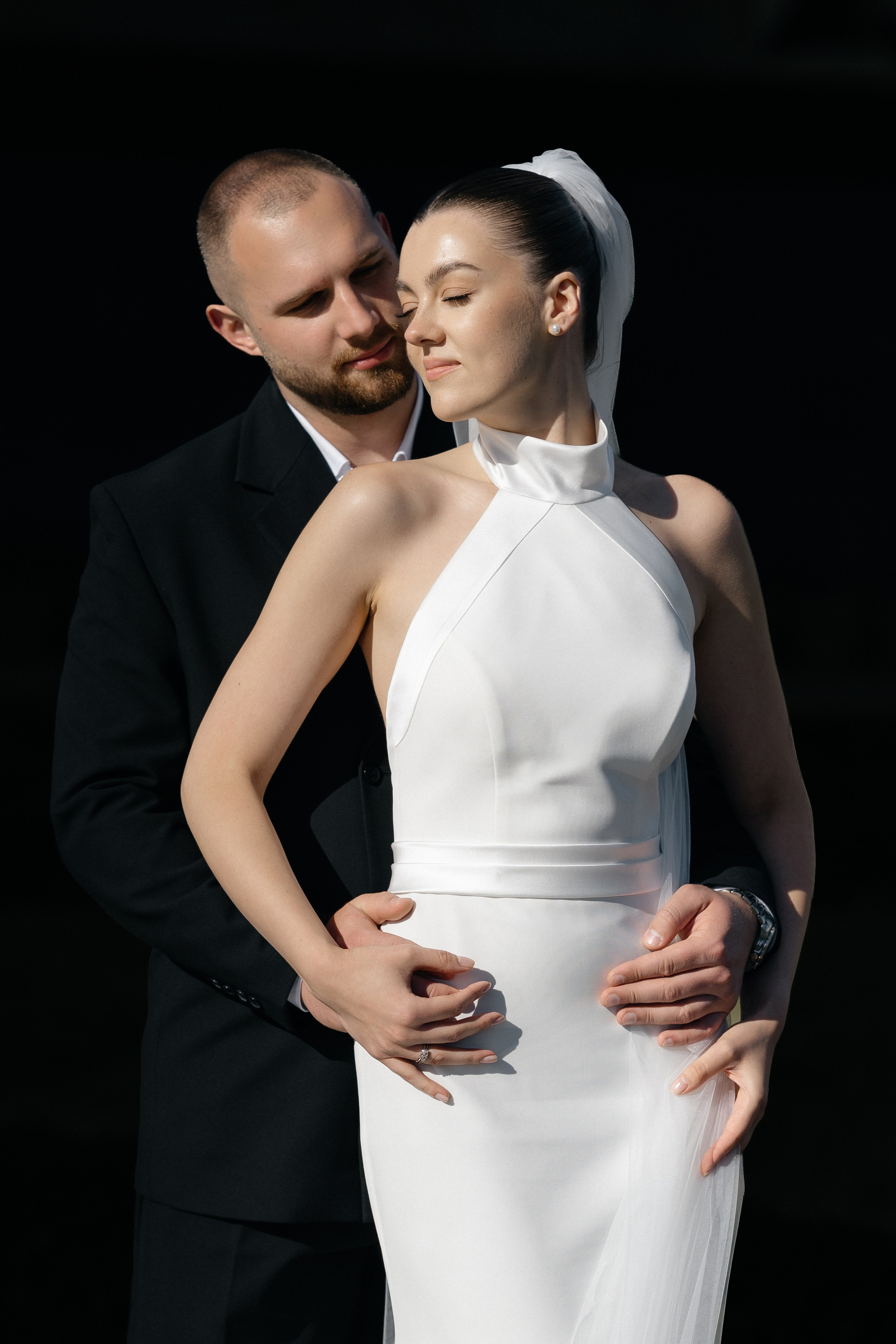 Wedding day in VERSAL PARK. Wedding PHOTOGRAPHER Andrew Vnukov