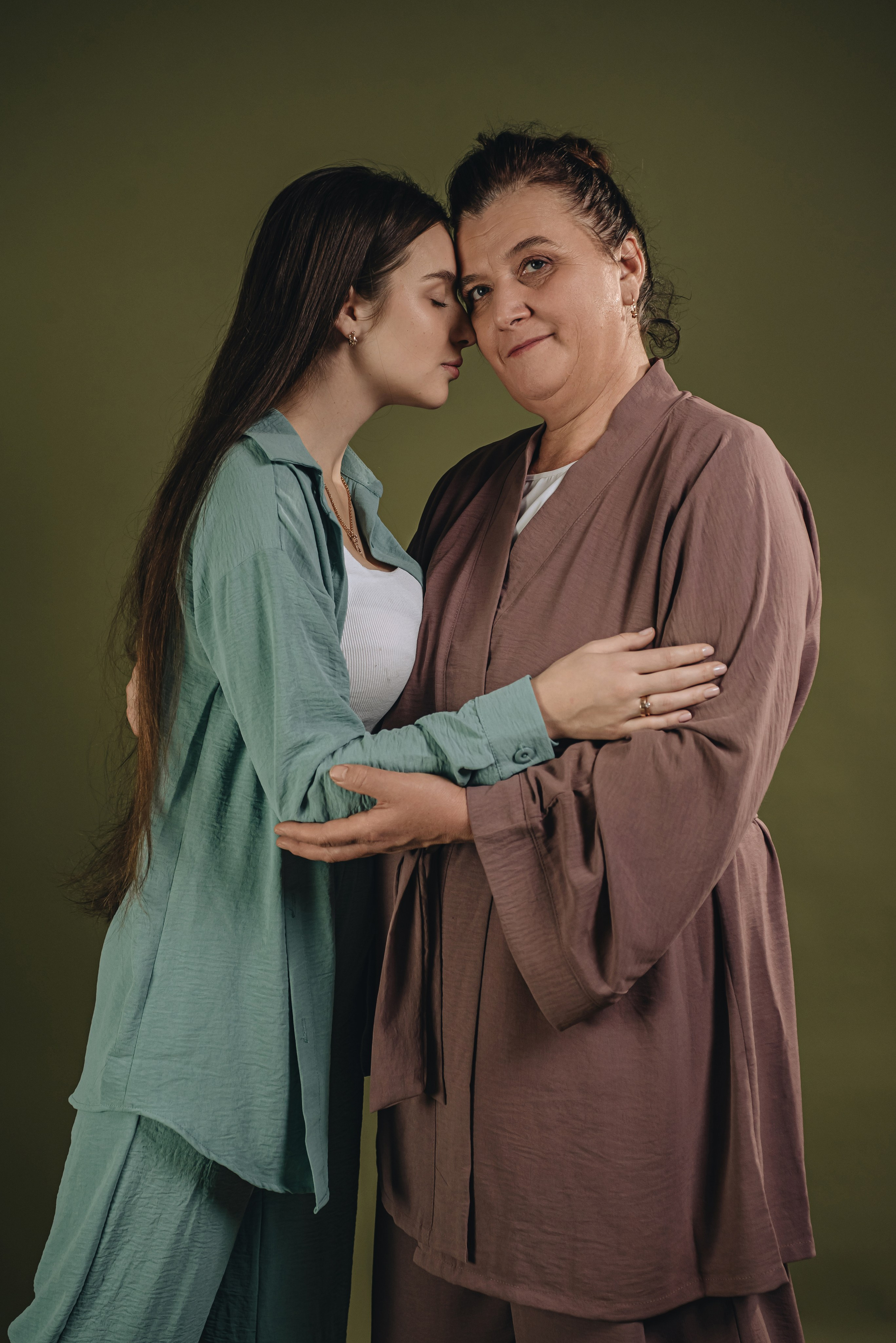 Семейная фисташковая