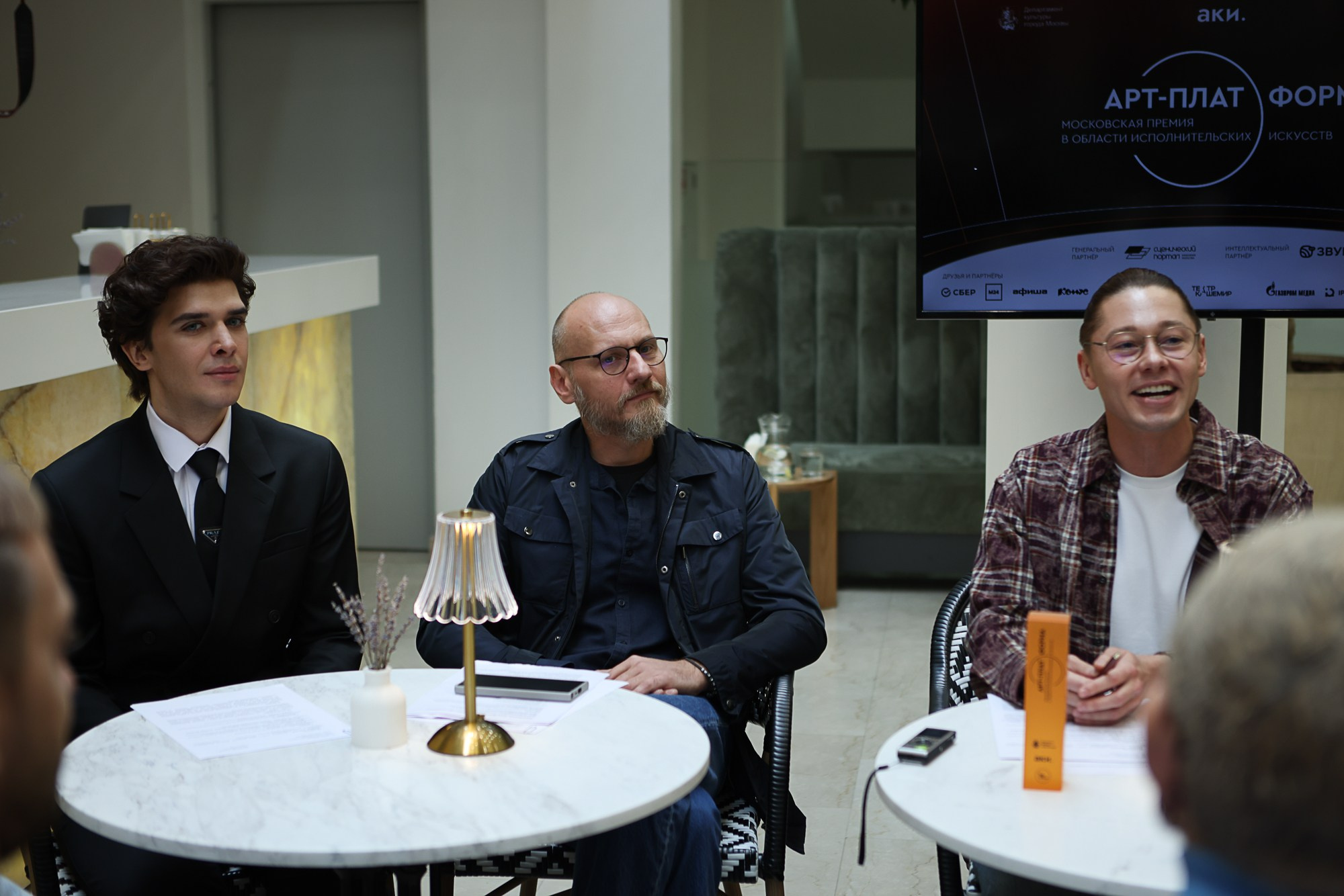 Пресс-бранч АРТ-ПЛАТФОРМА. Reportage, architectural, fine art photographer Lena Melnikova in Moscow