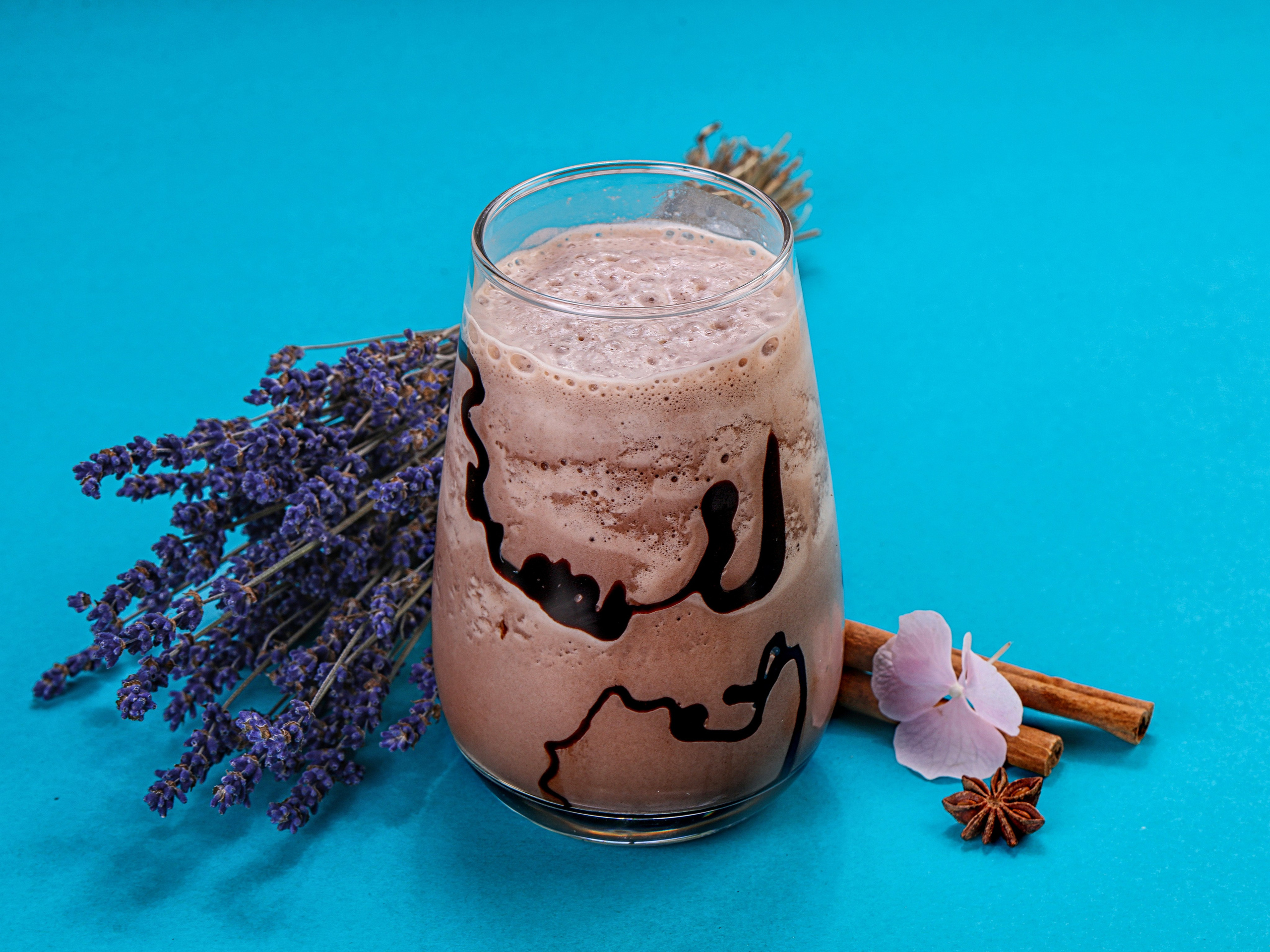 Фотосъемка суши и роллов. Заказ по тел.: +7 (906) 006-90-22. Фуд-фотограф Андрей Старостин — съемка еды в Москве. 9000 руб. в час