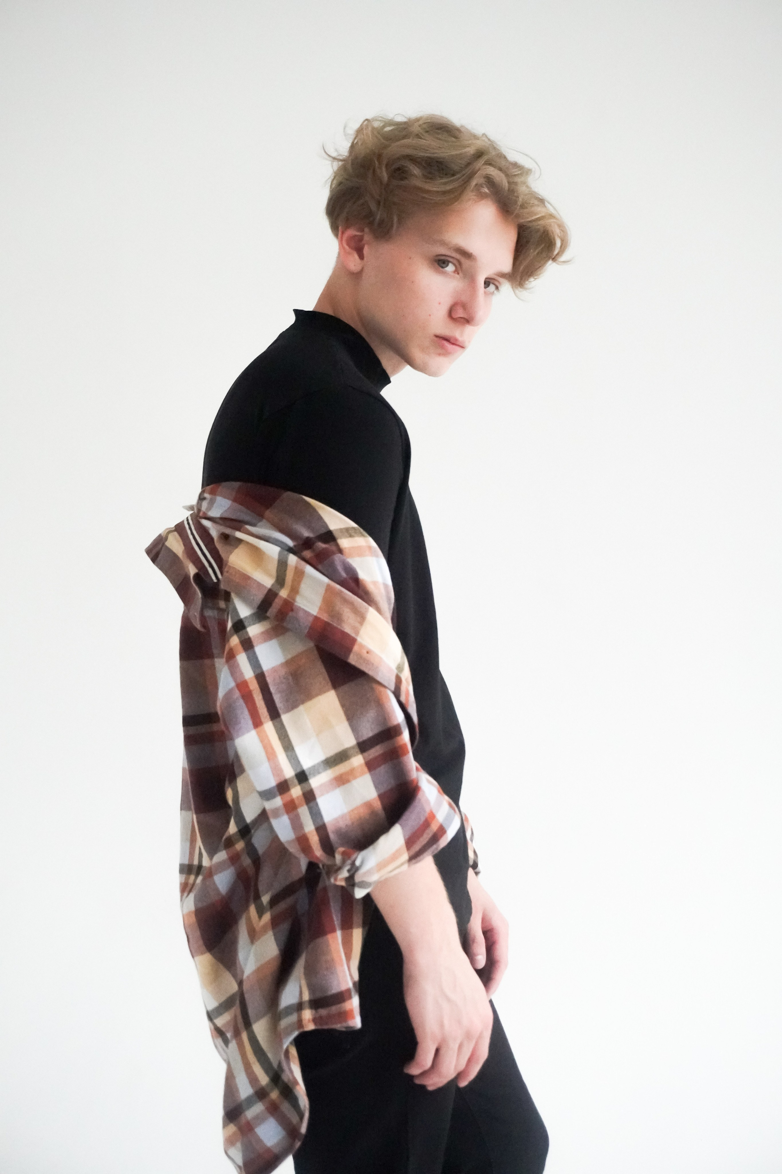 Студийная индивидуальная. Кузнецова Мария — профессиональный фотограф в Санкт-Петербурге | Предметная фотосъёмка, модельные тесты, актёрское портфолио, концерты