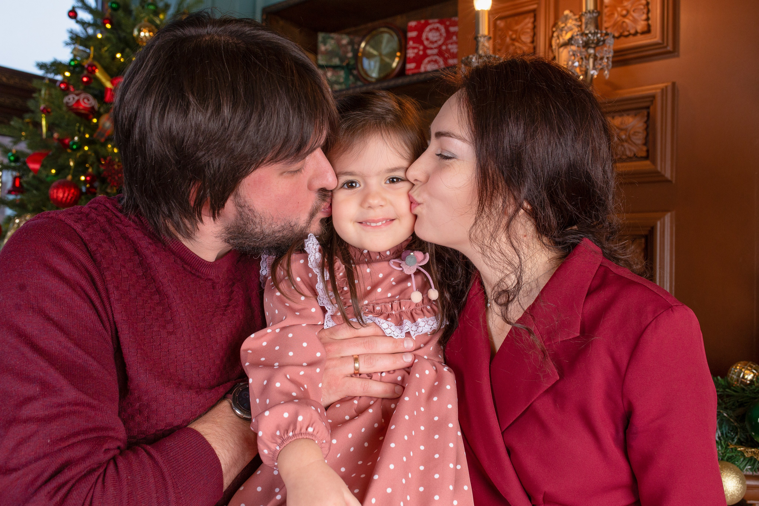 Новый год 2024. Фотосессия беременности, семейный фотограф в Санкт-Петербурге