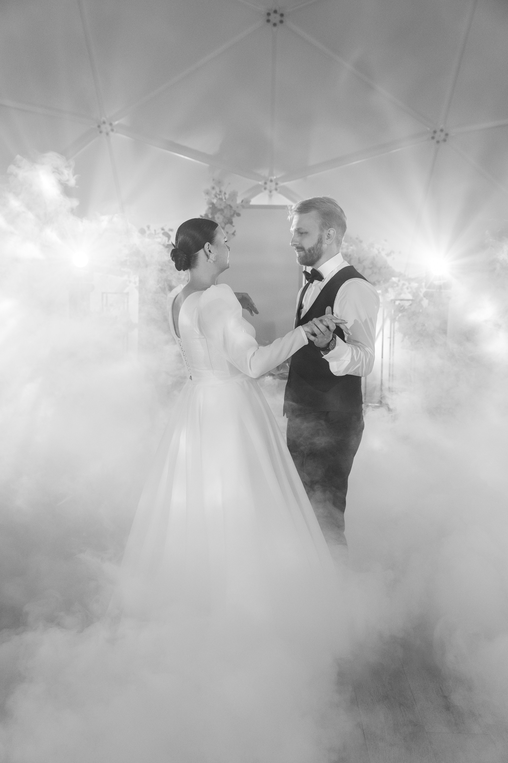 Изгиб. Свадебный фотограф Дмитрий Воробьев Ярославль