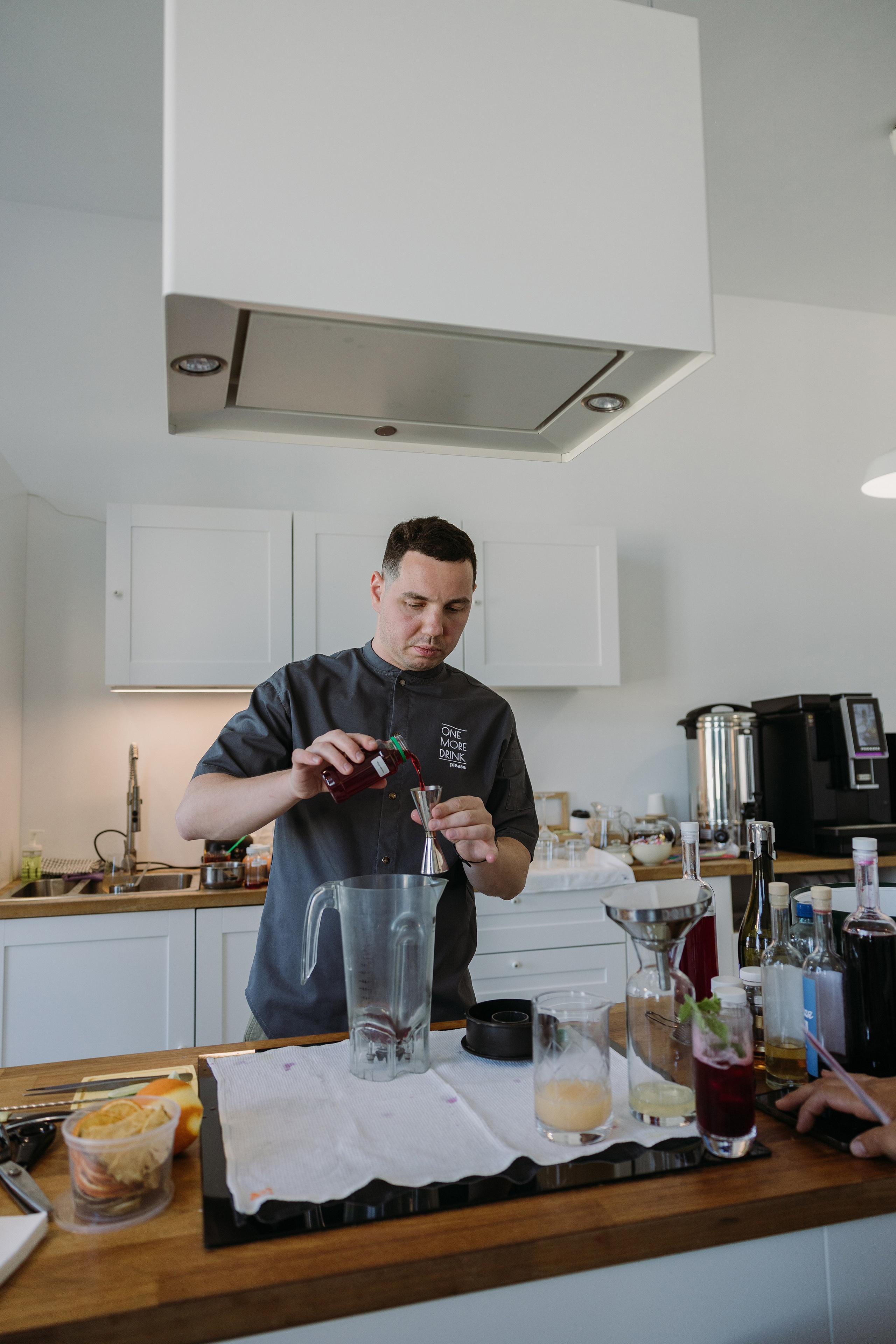 Мастер-класс по созданию коктейлей. Репортажный фотограф в Мурманской области