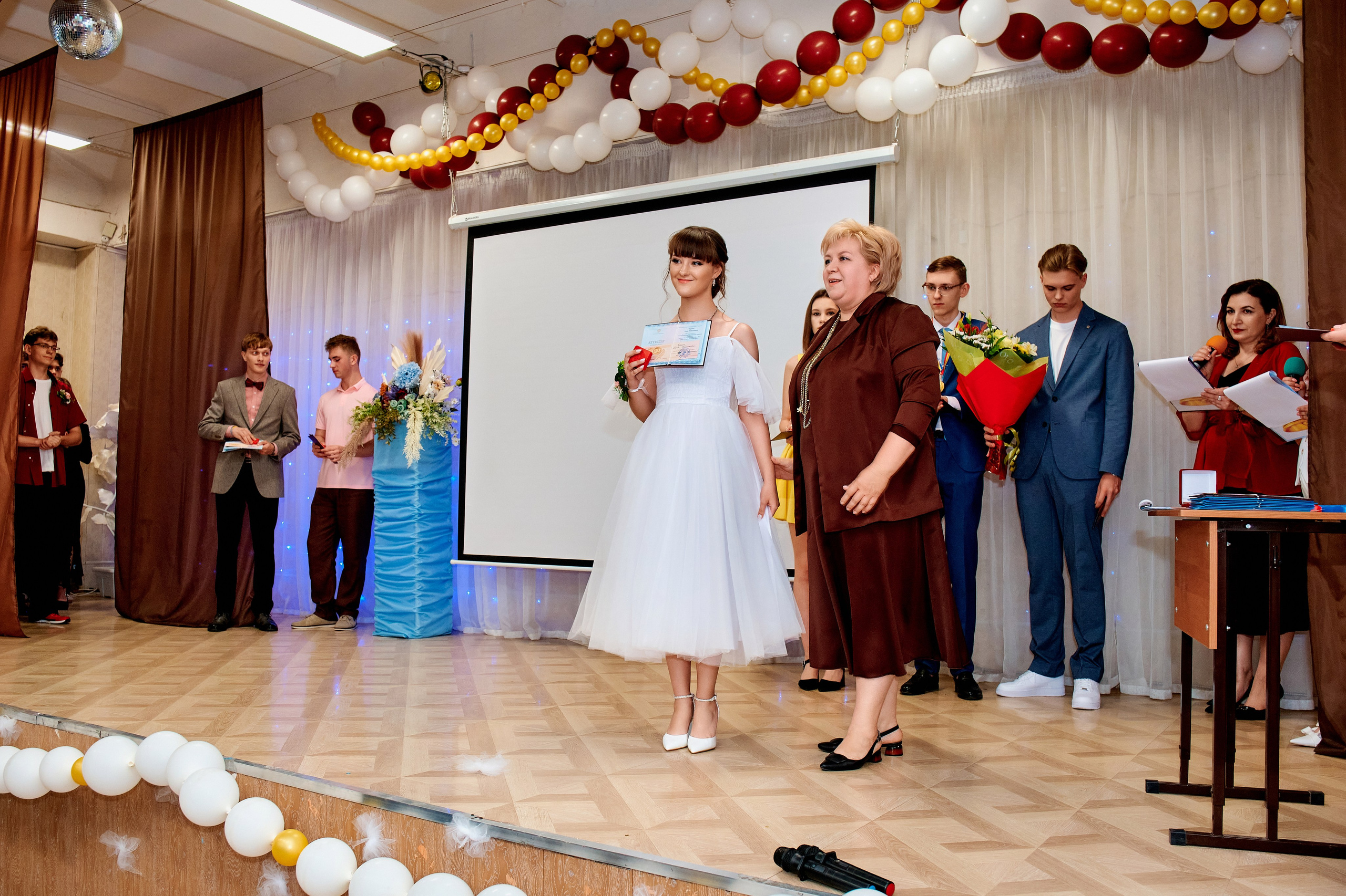 Выпускной 11Б. Школа 35. Фотограф Таганрог Анна Трайжон