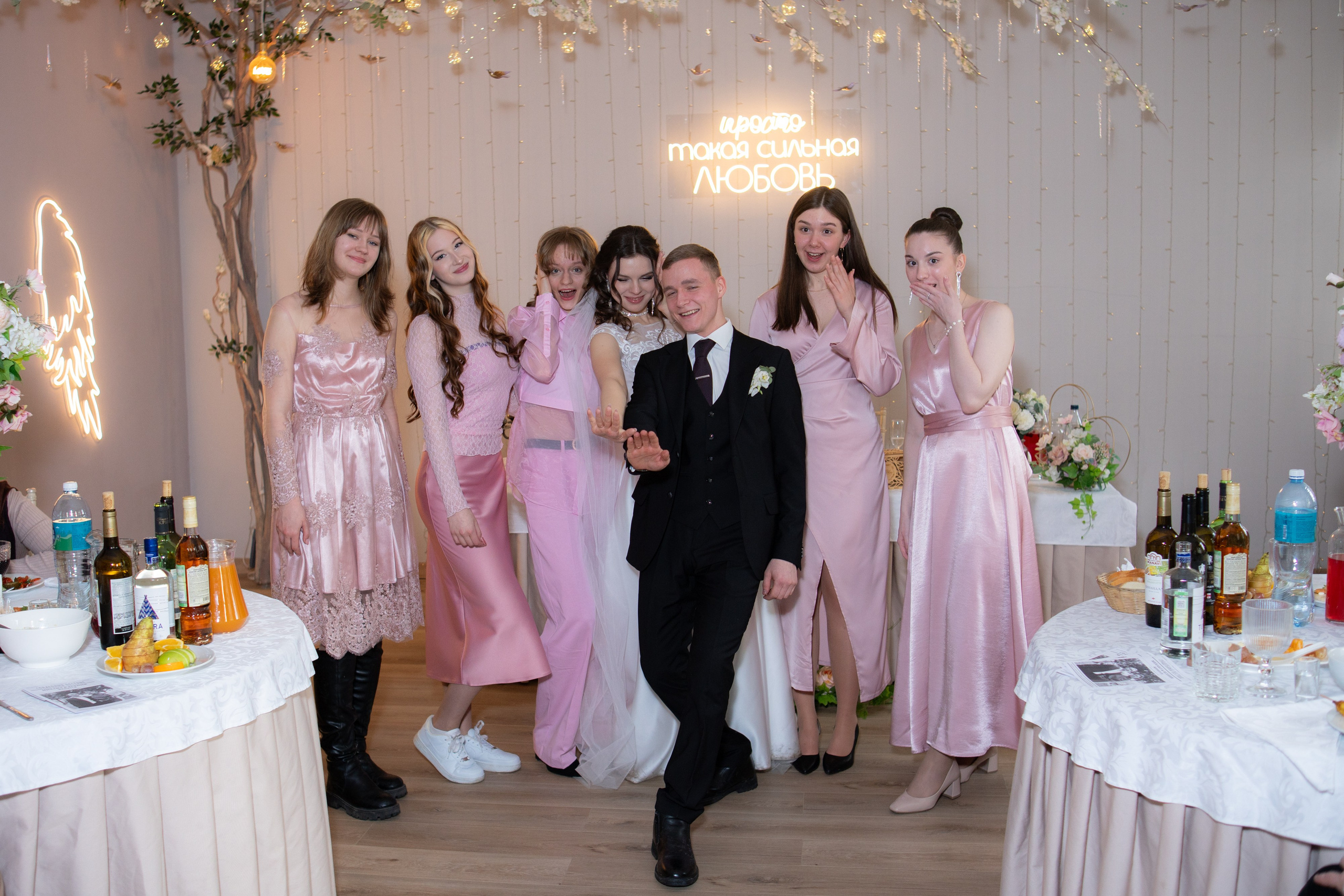 Полная свадьба, свадебная серия свадебного фотографа Александра Невского. Свадебный фотограф Александр Невский в Санкт-Петербурге