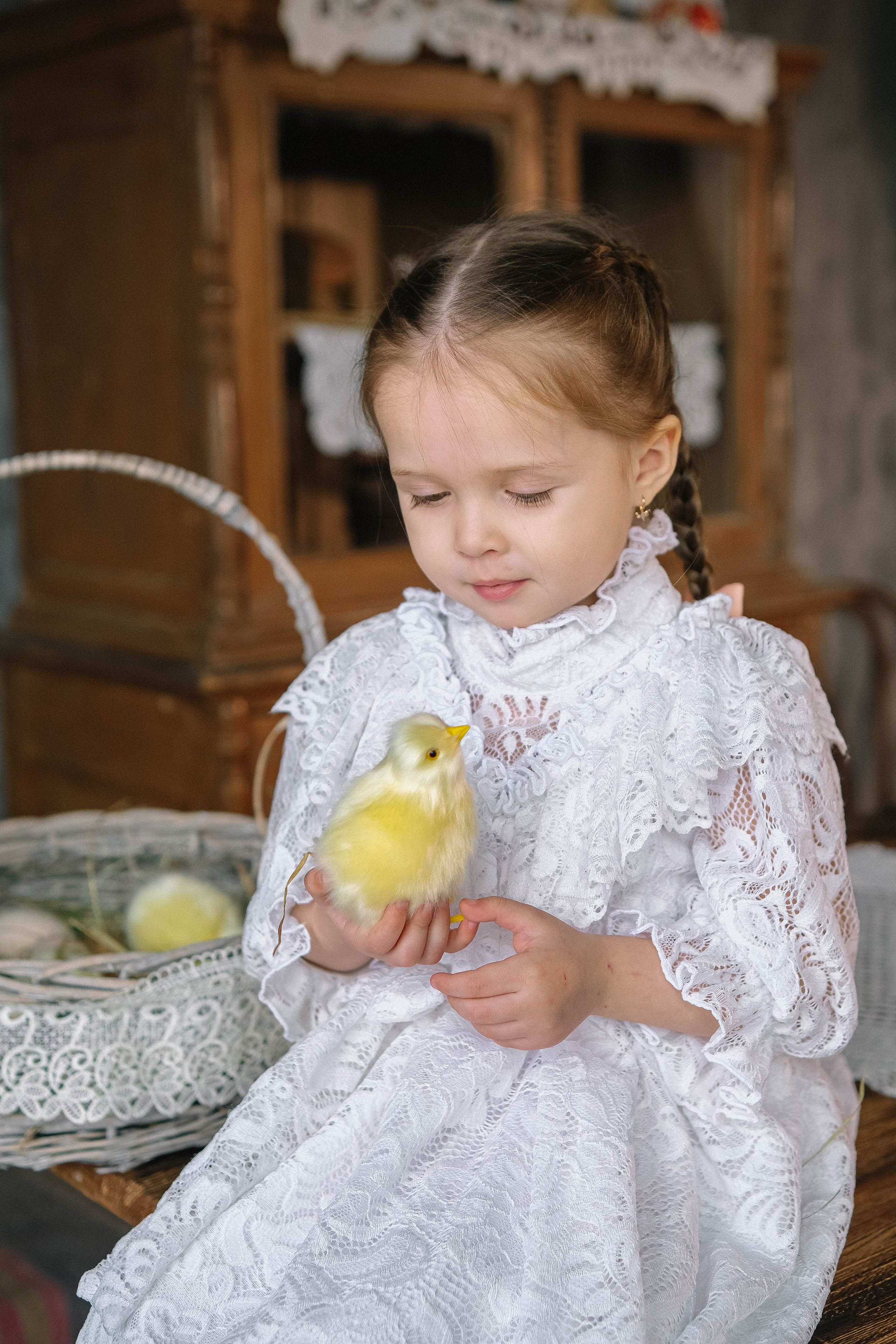 Юля и Варя (Пасха). Главная