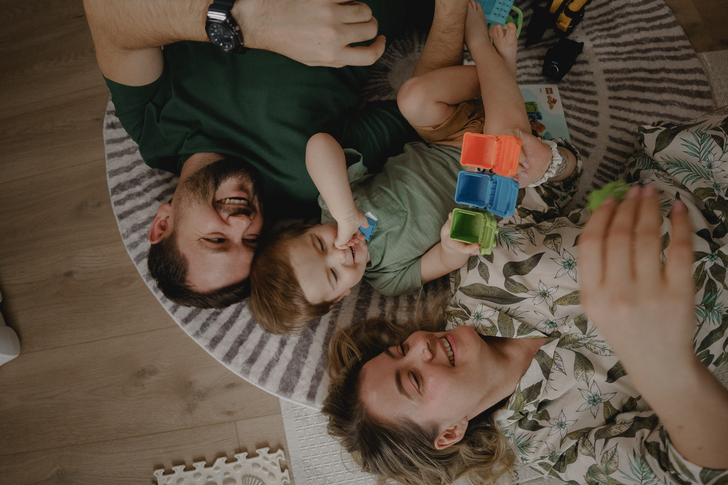 СКВОзь отражение…. Свадебный и семейный фотограф в Абакане Василевский Алексей