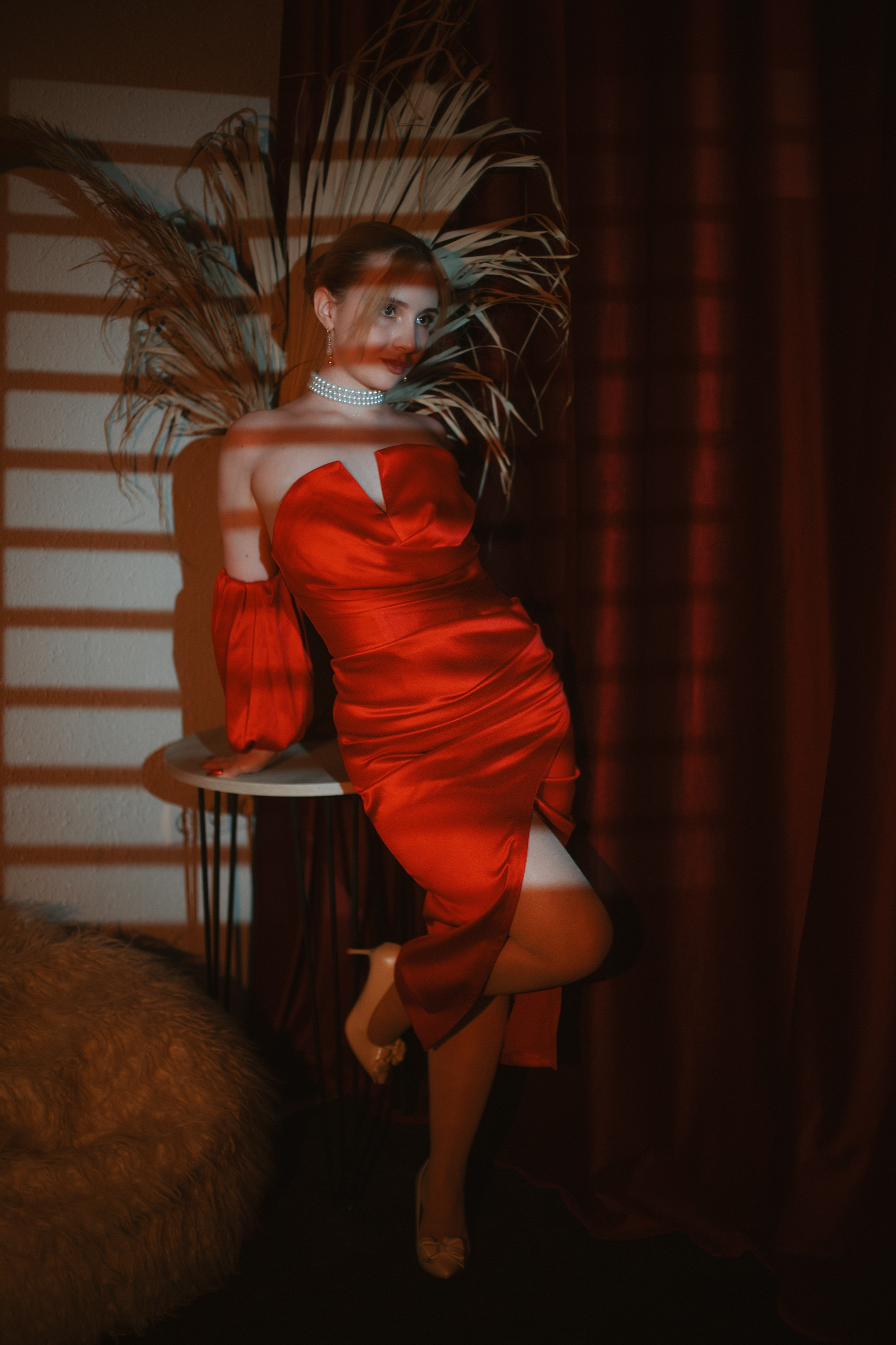 RED DRESS. Polaroud love