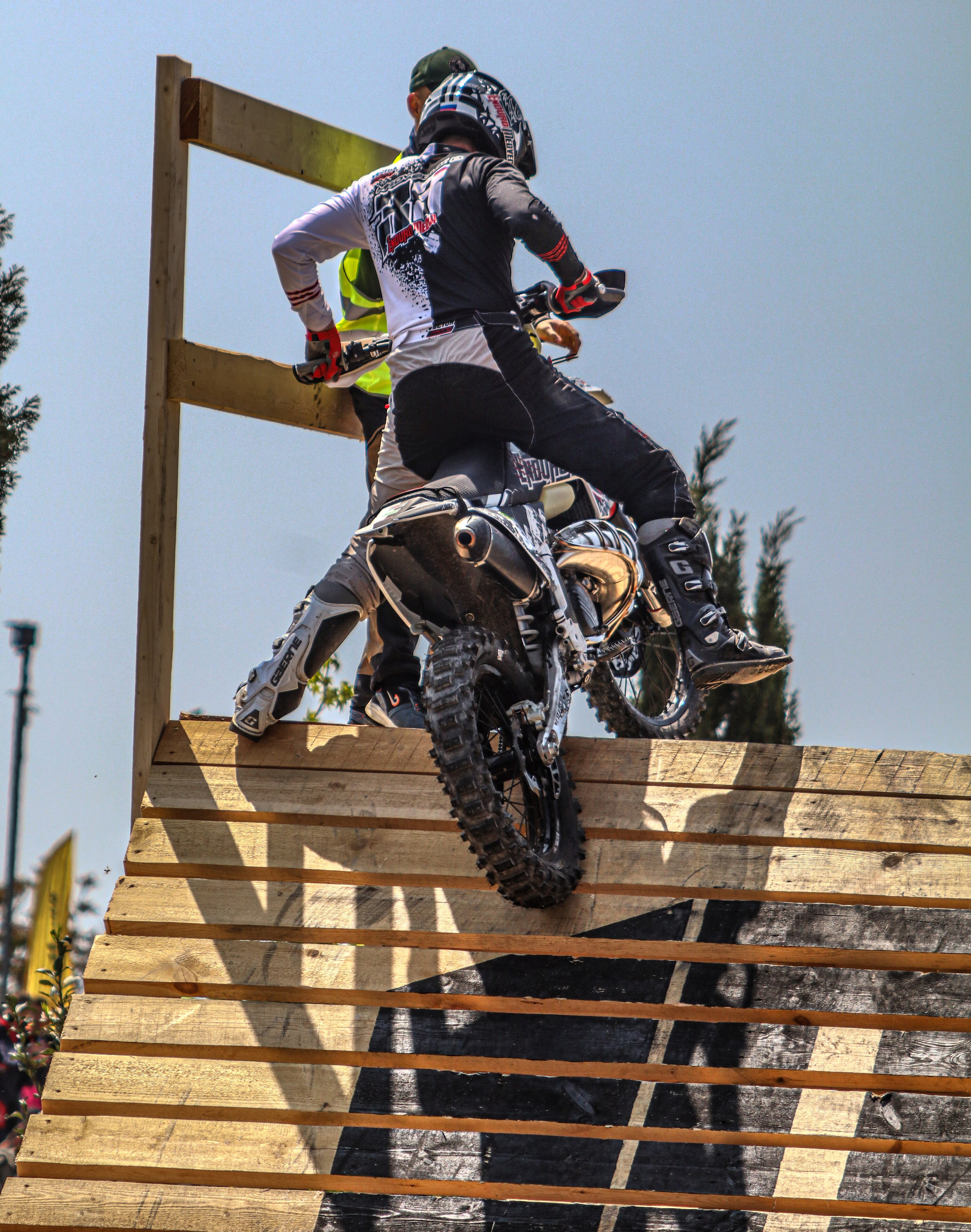 Enduro. Ivaladimirovna1995.wfolio.pro