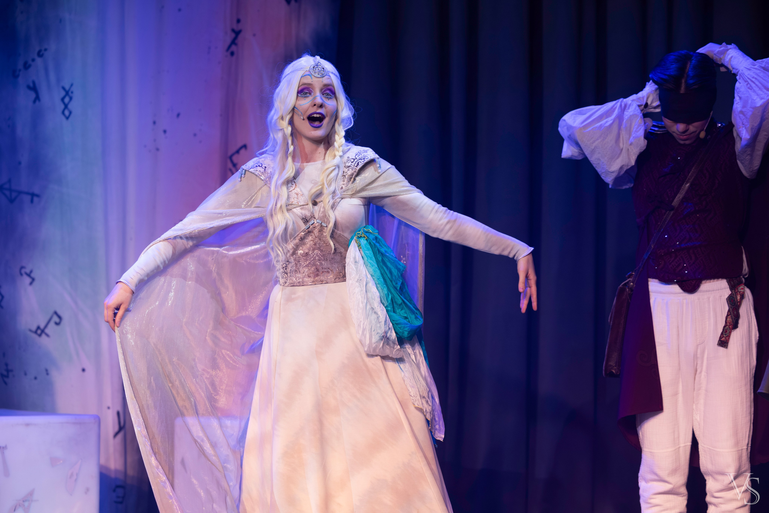 Книга стихий 25.01. Фотограф Виктор Степанов