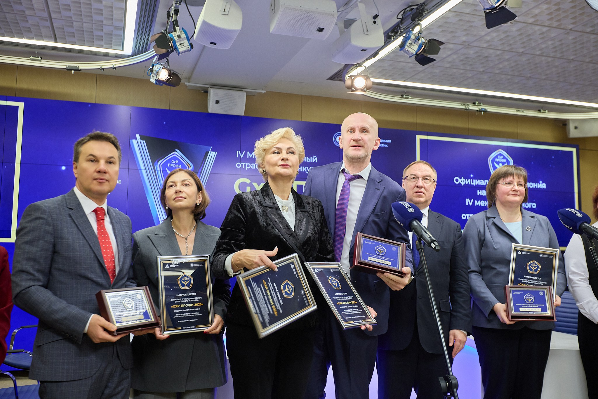 РИА Новости «Итоги отраслевого конкурса GXP-Профи 2025». Режиссёр, клипмейкер, фотограф — Андрей Охота