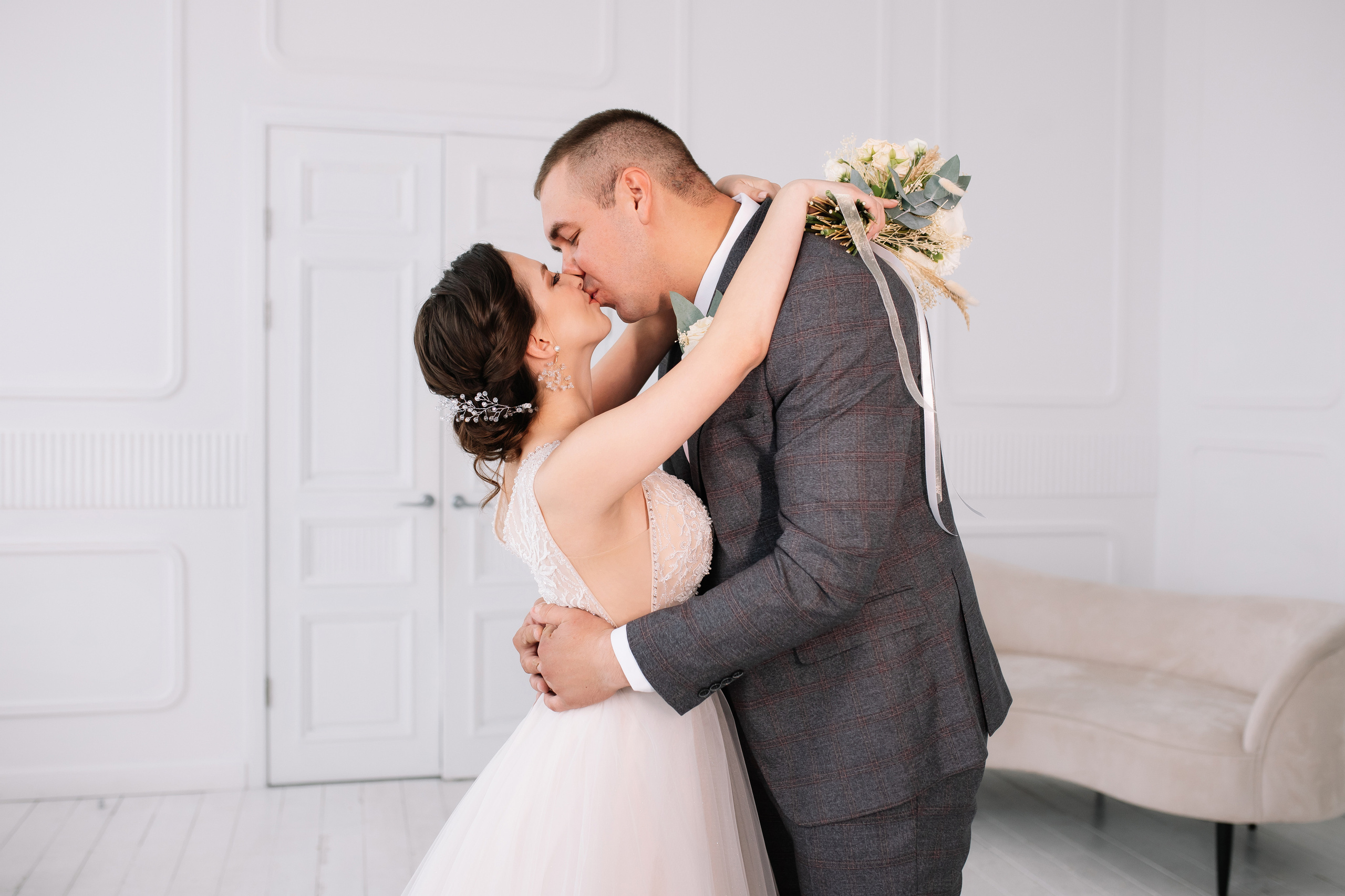 Доделка. Свадебный фотограф и видеограф в Омске — Виталий и Алёна Орлянд