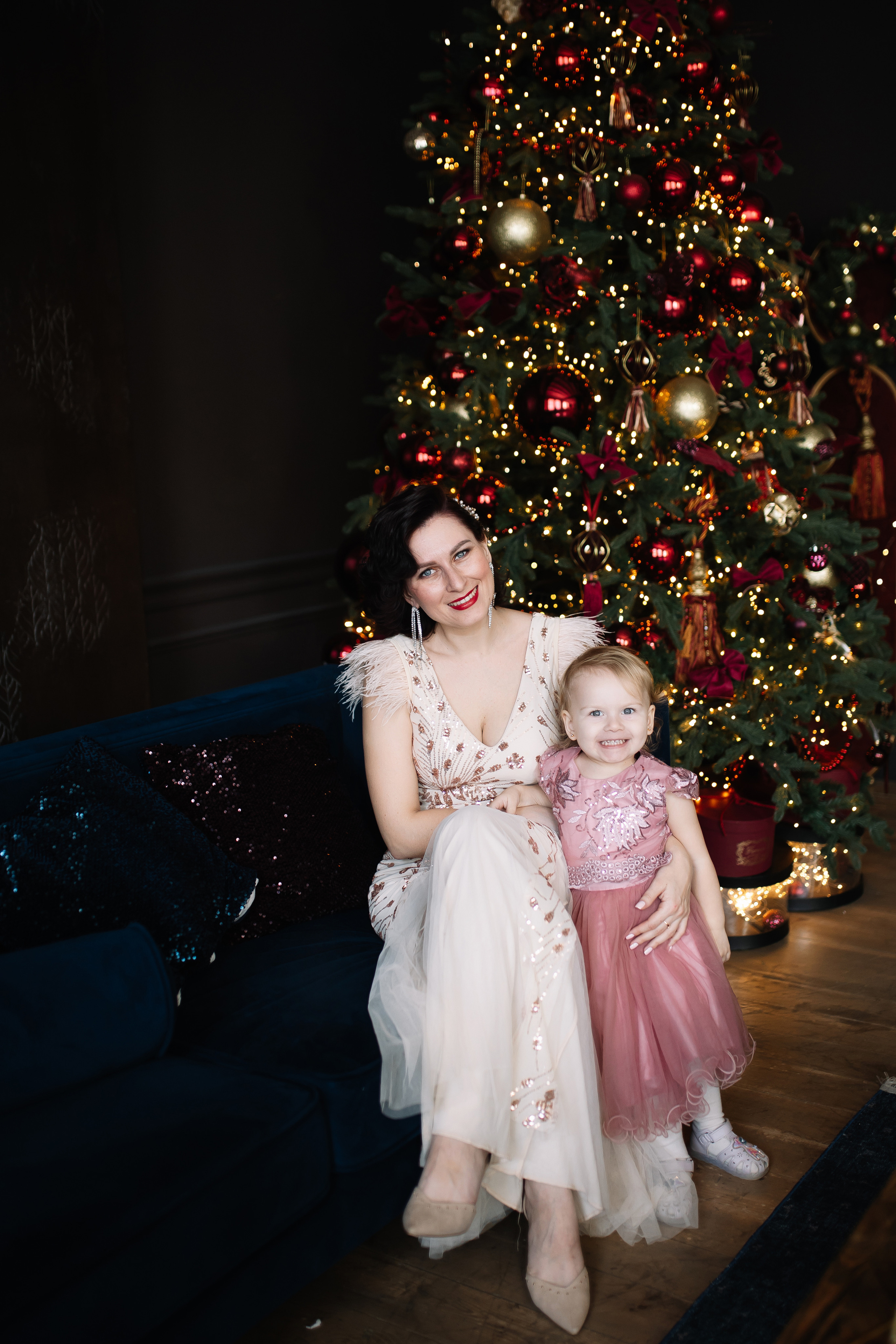 Нг фотосет Ксения. Свадебный фотограф и видеограф в Омске — Виталий и Алёна Орлянд