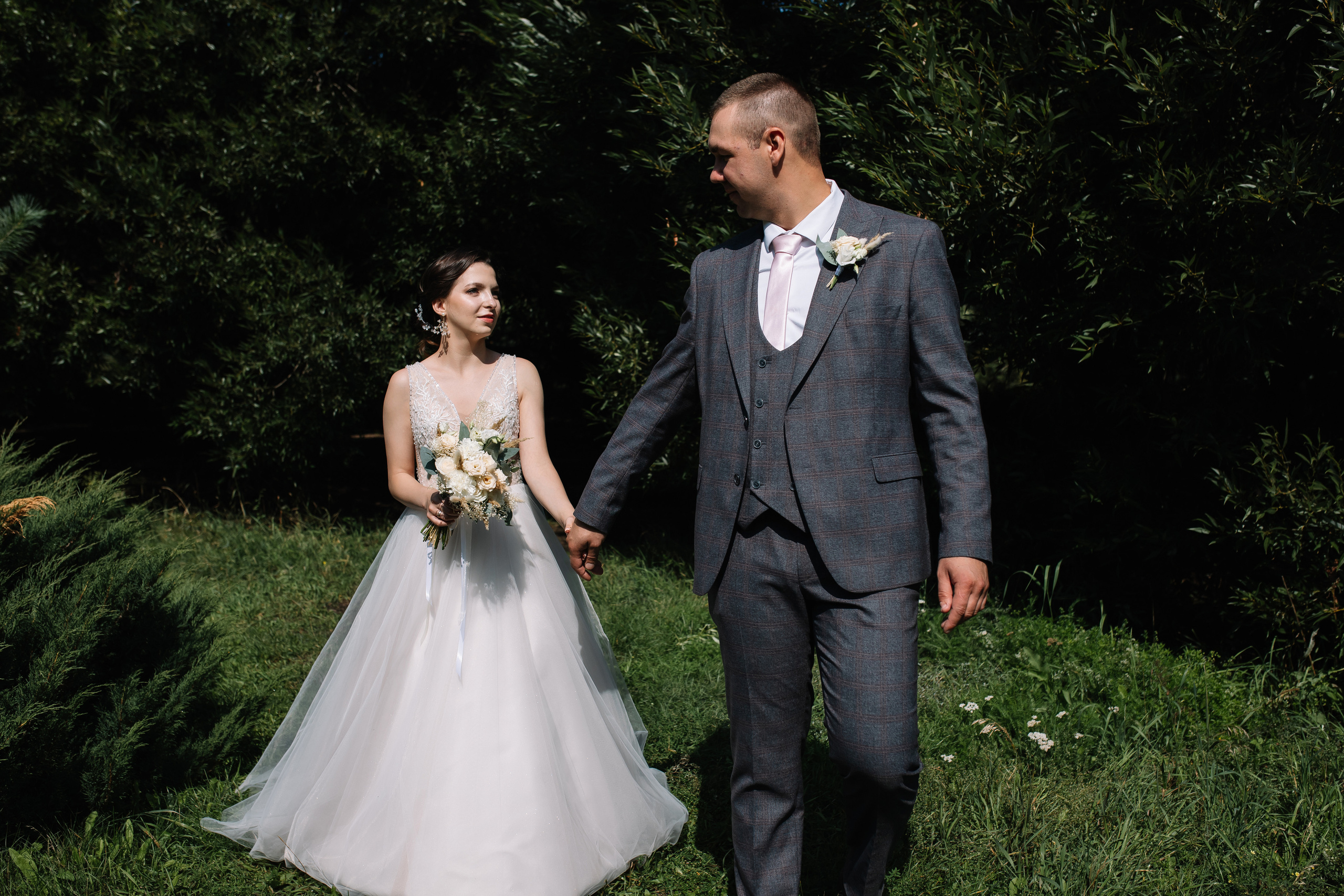 Доделка. Свадебный фотограф и видеограф в Омске — Виталий и Алёна Орлянд