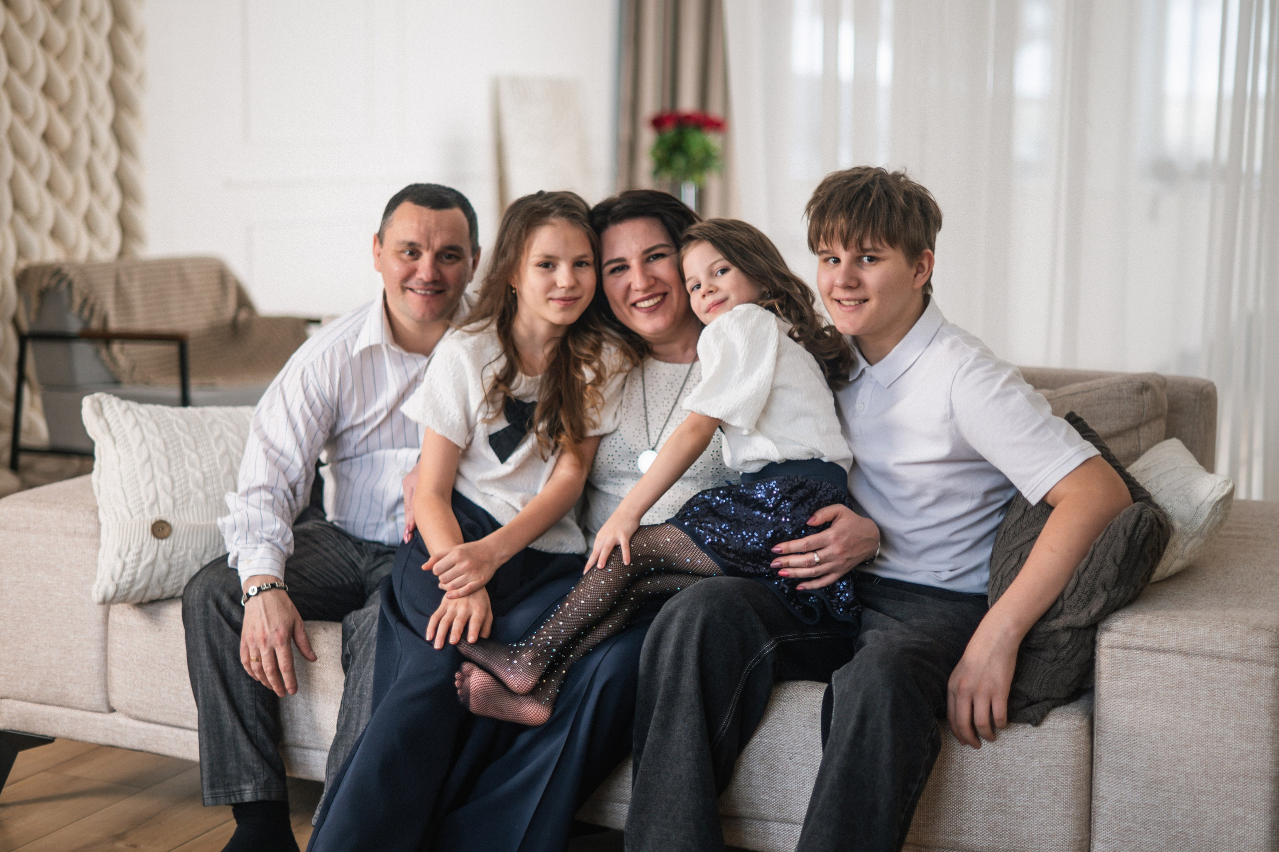 Семейная Фотосессия. Я Ольга Казанцева, фотографирую снимаю ваши киноистории и печатаю фото и цифровые портреты на холсте