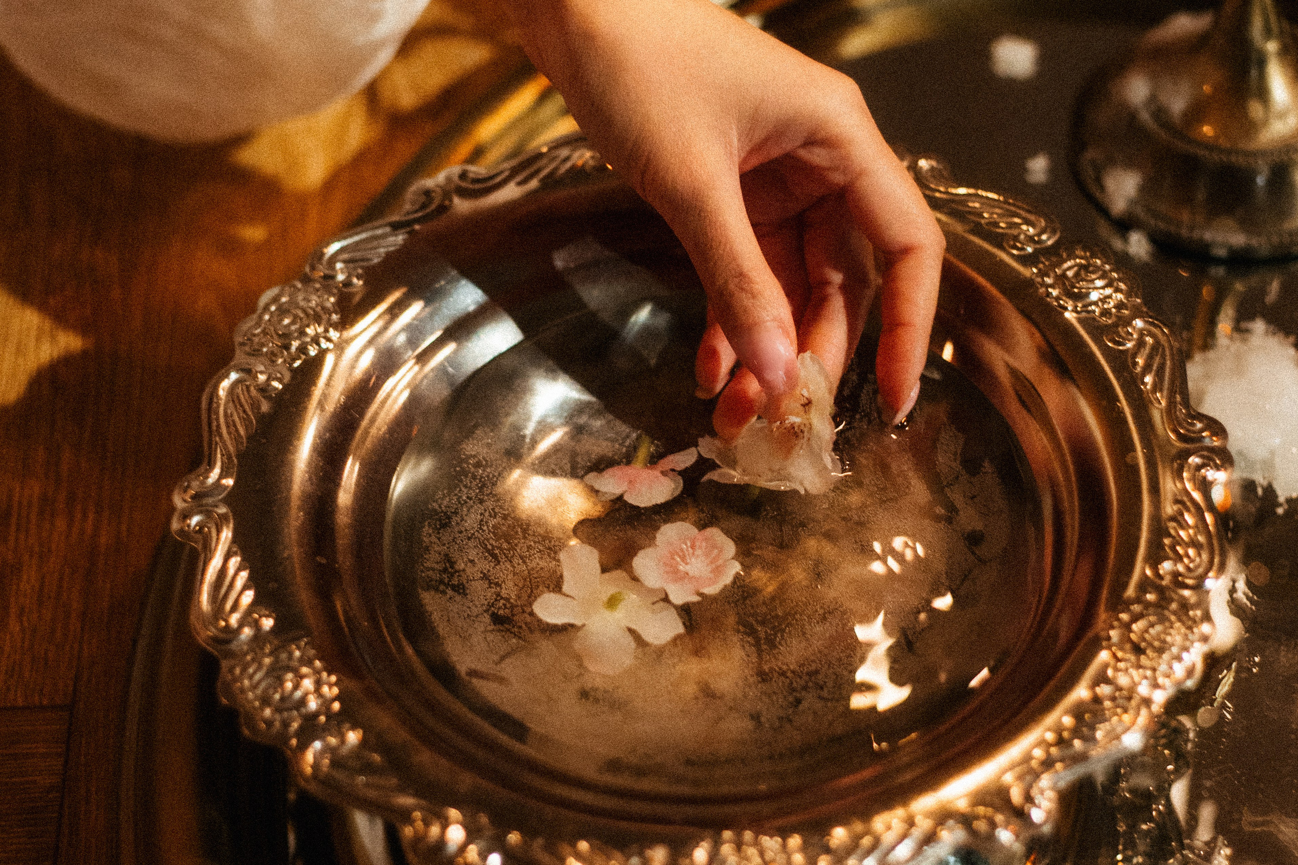 Маша, Даша и Ассель. Фотограф Ксения Меркулова