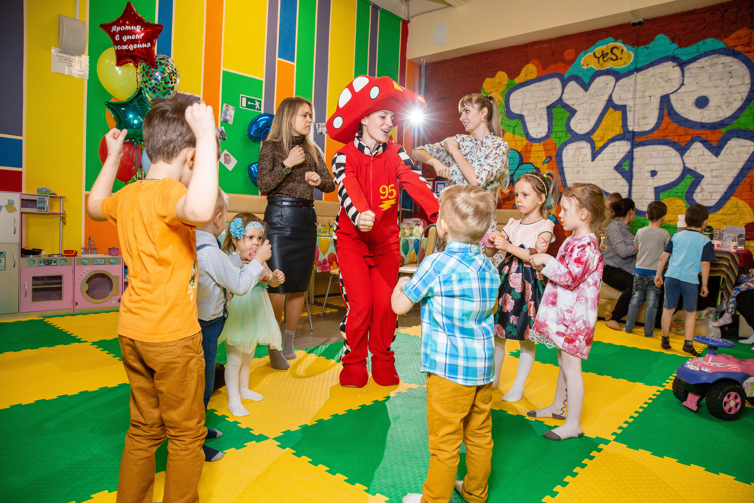 День рождения 3 года, фотосессия в детском клубе Туто Круто в Щелково