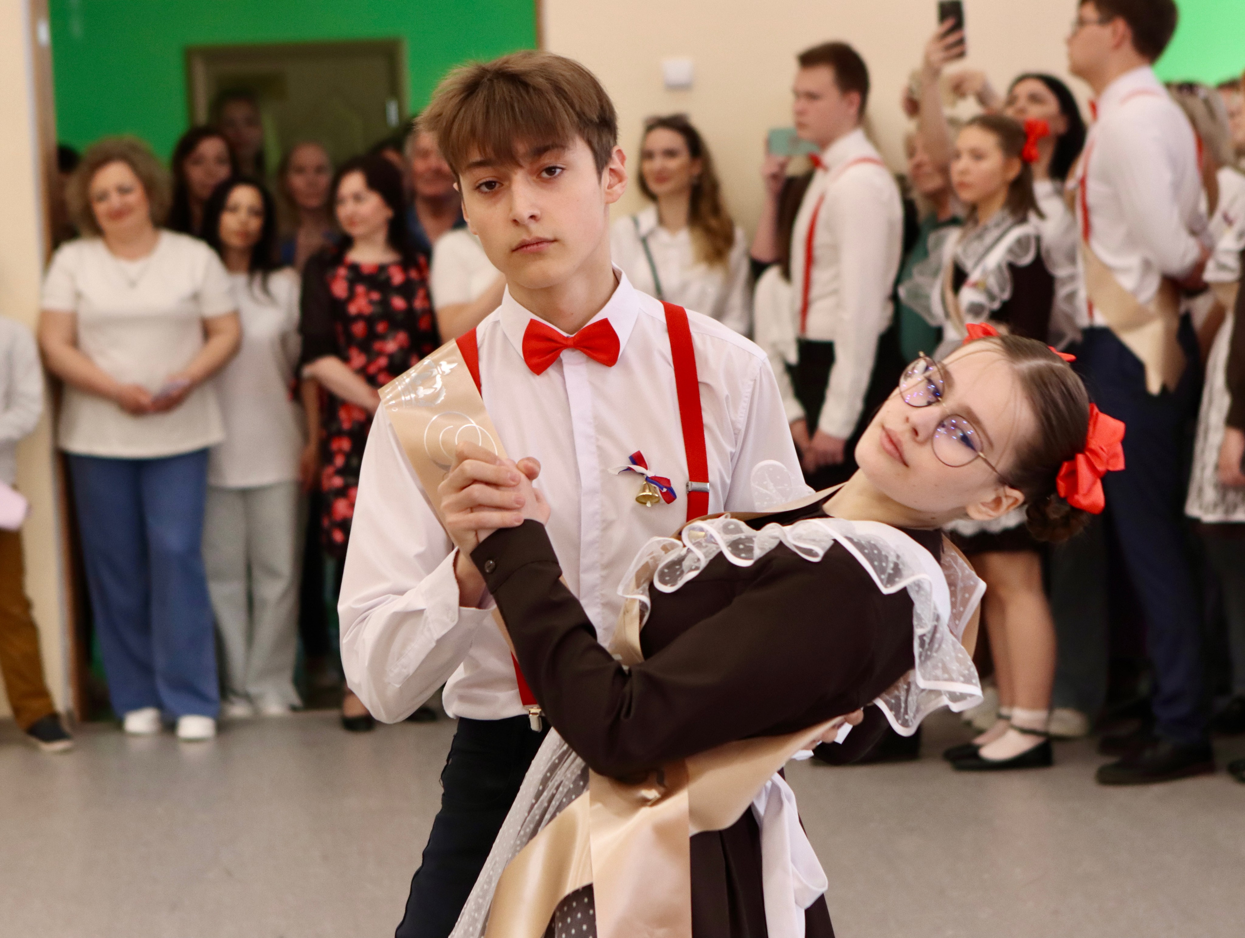 Школьный выпускной. Фотограф в Курске Смирнов Евгений