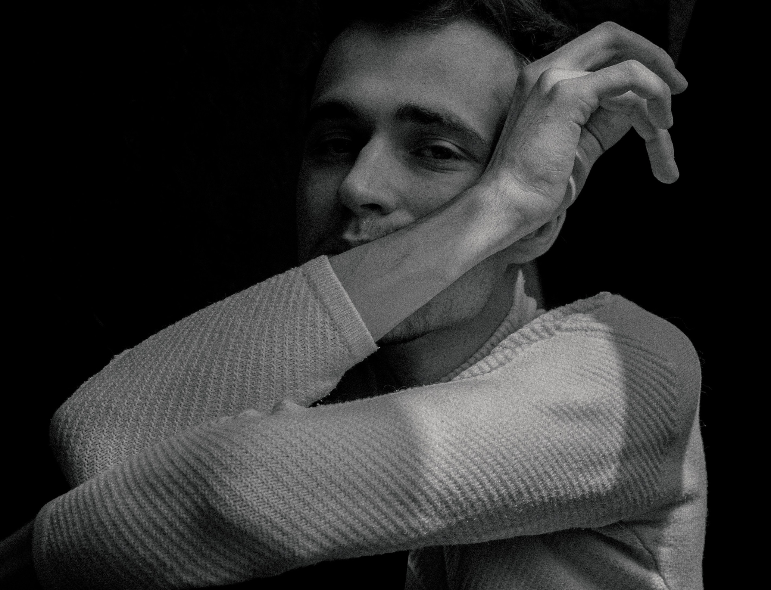 Dialog. DINA MOREVA photography