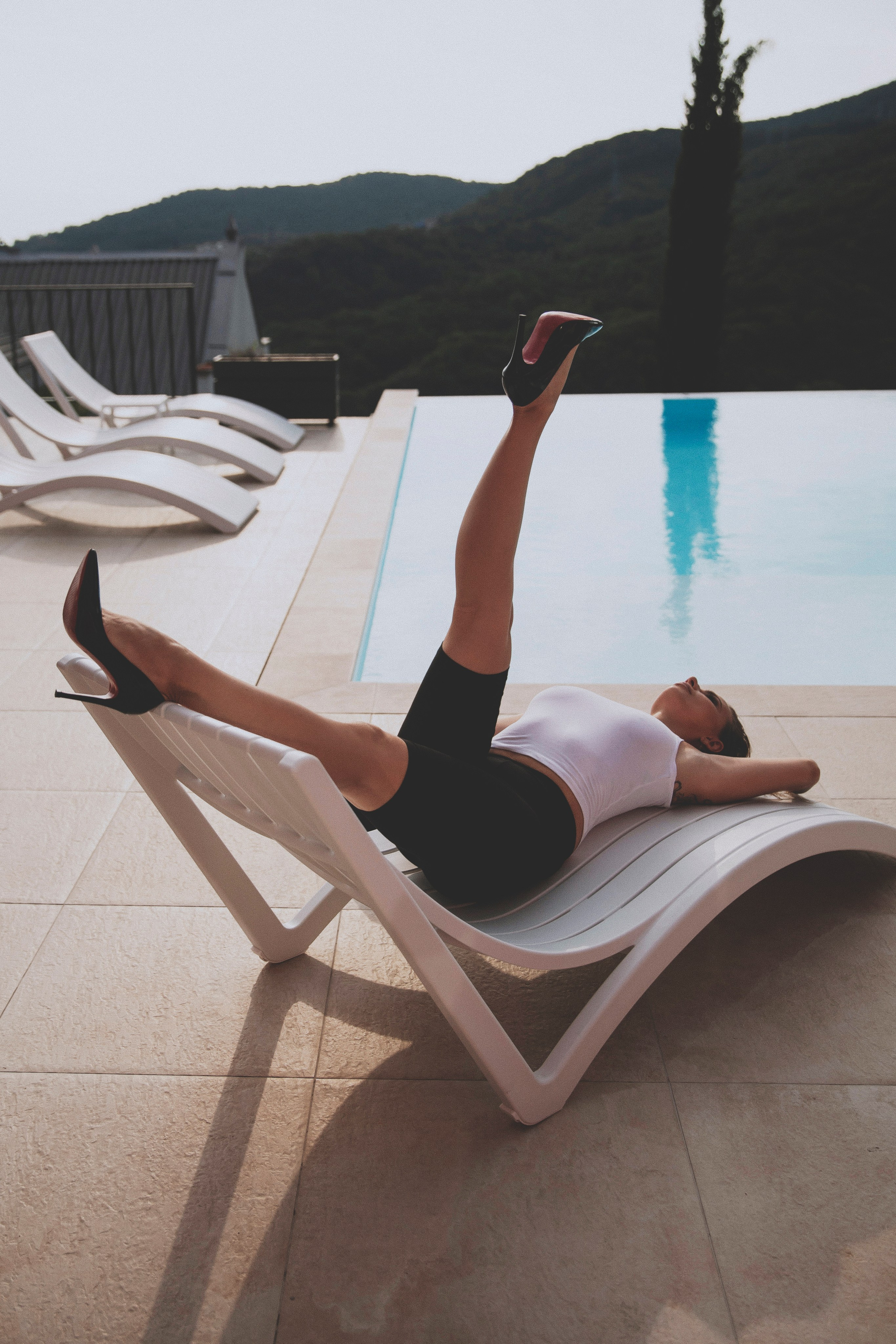 Бассейн. Инна и Валерия. Свадебный и семейный фотограф Колоскова Мария (Сочи и весь мир)