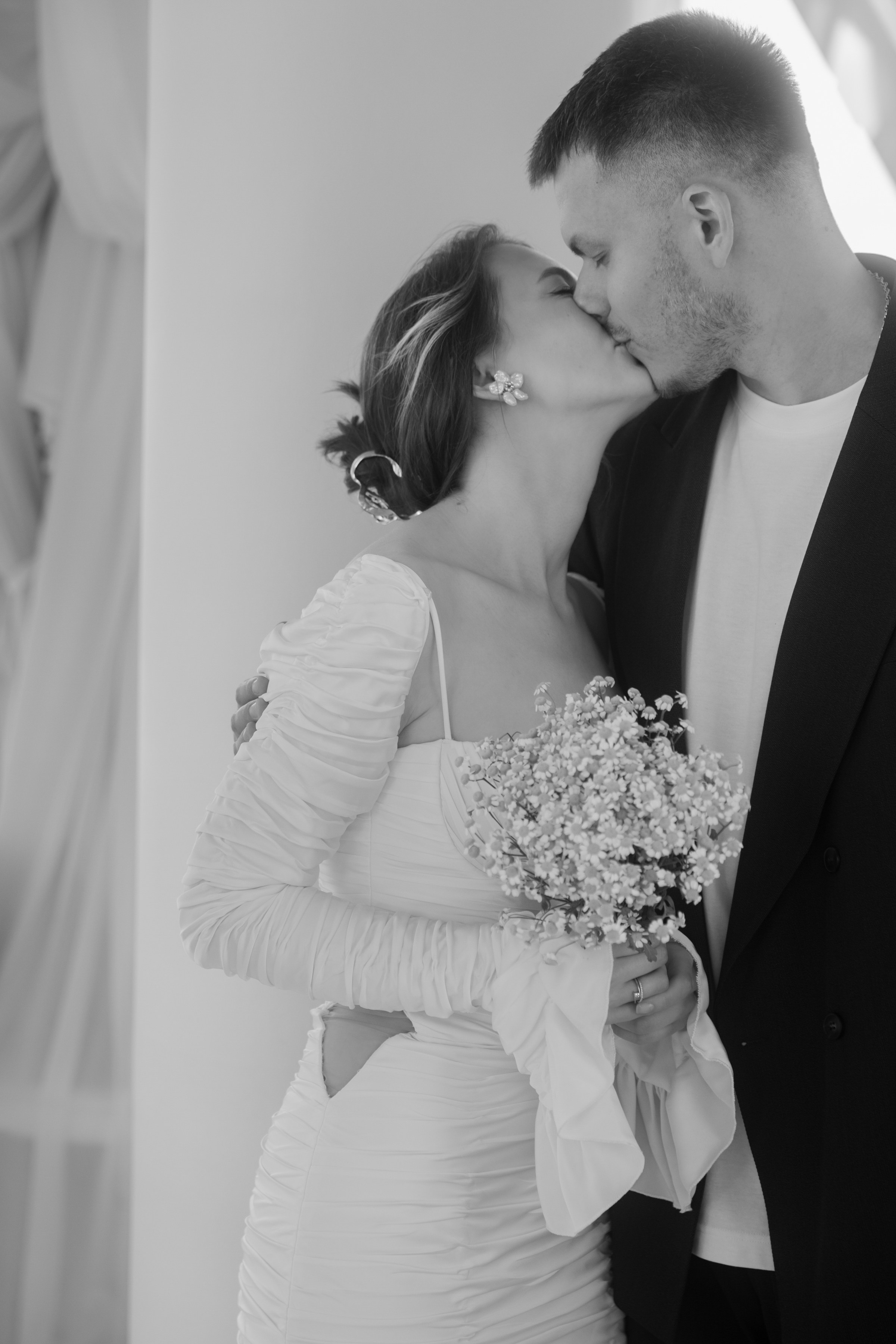 Алиса и Слава, роспись в Москве и вечеринка на природе, подальше от города. Фотограф в Москве Екатерина Черненко