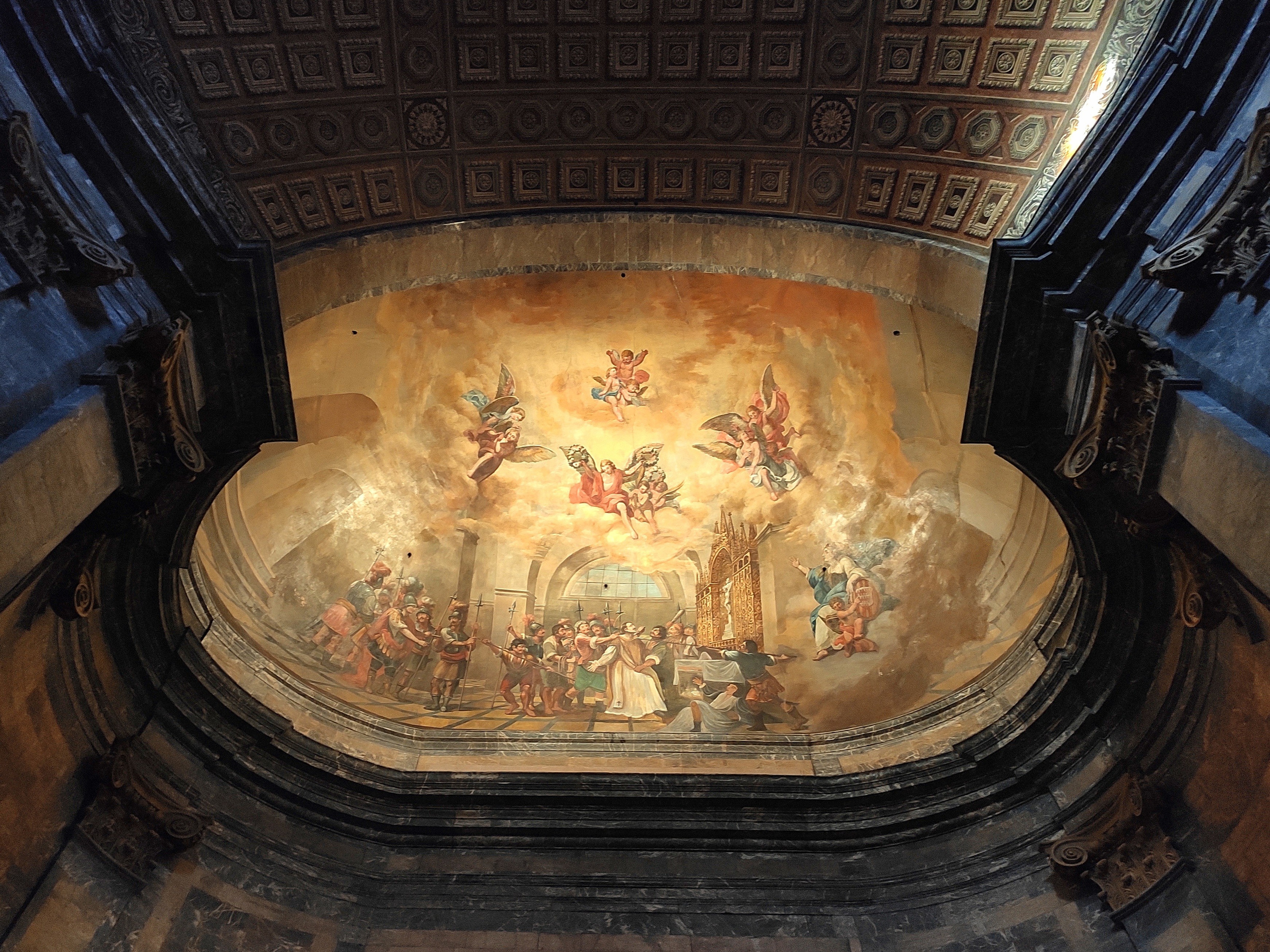 Внутреннее убранство - фрески