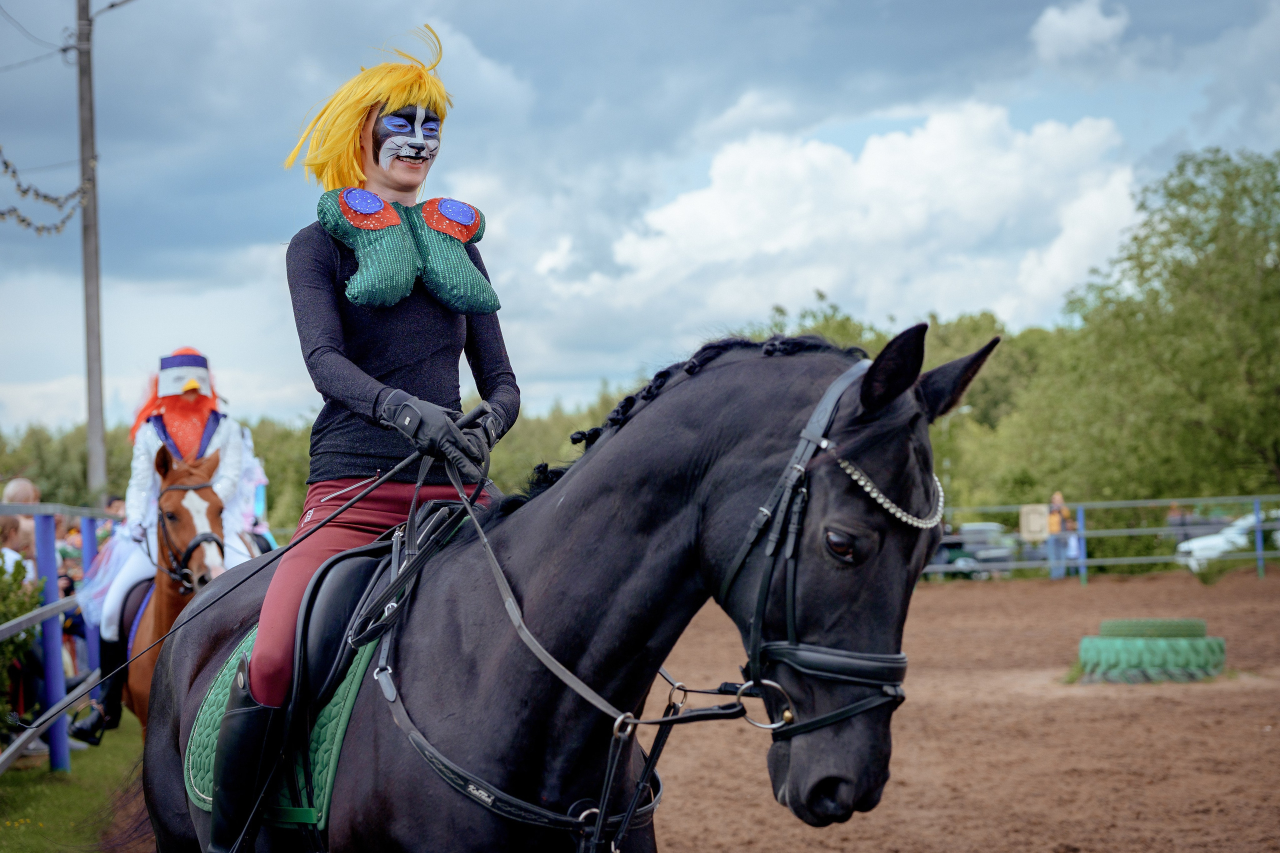 Конный клуб Горки. Портретный и семейный фотограф в Москве/Видное