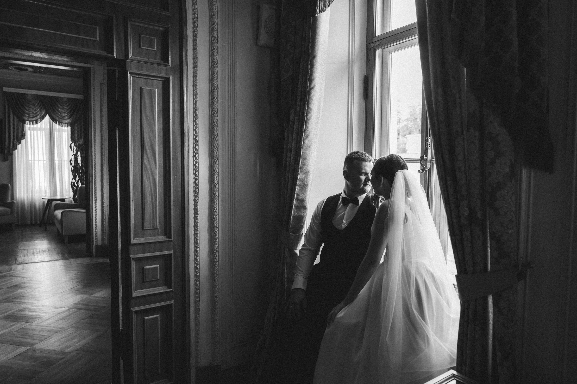 О ♡ Е — В книге нашей жизни (Библиотека-читальня им. А.С.Пушкина). Свадебный и портретный фотограф в Москве, Светлана Янковая