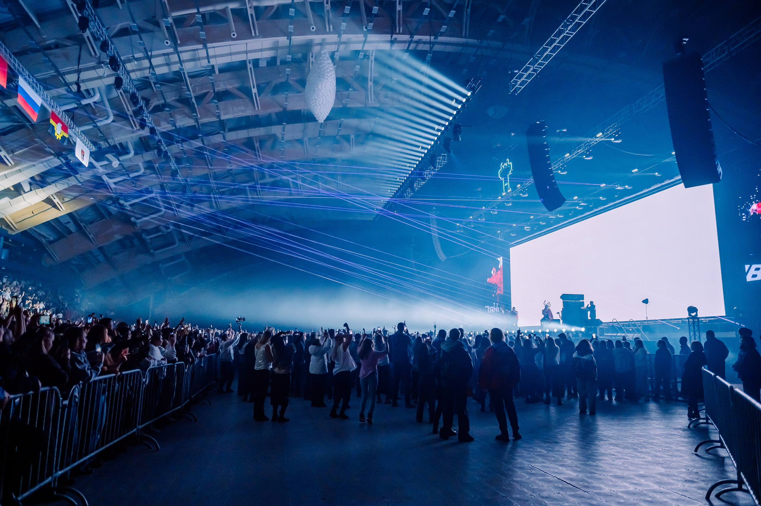 Руки вверх в Ледовом Дворце 15.11.2025. Детский фотограф, семейный фотограф и репортажи в Кемерово