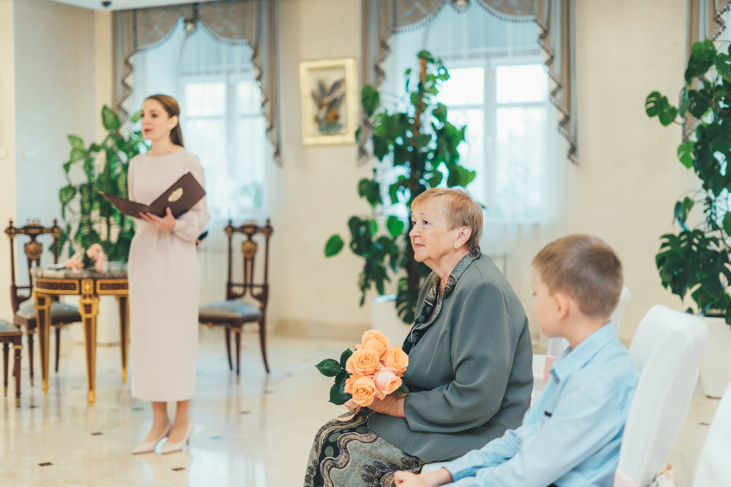 Ирина и Дмитрий, ЗАГС у Матроны Московской. Наталья Дукалова фотограф Щелково Королев Пушкино Москва Балашиха