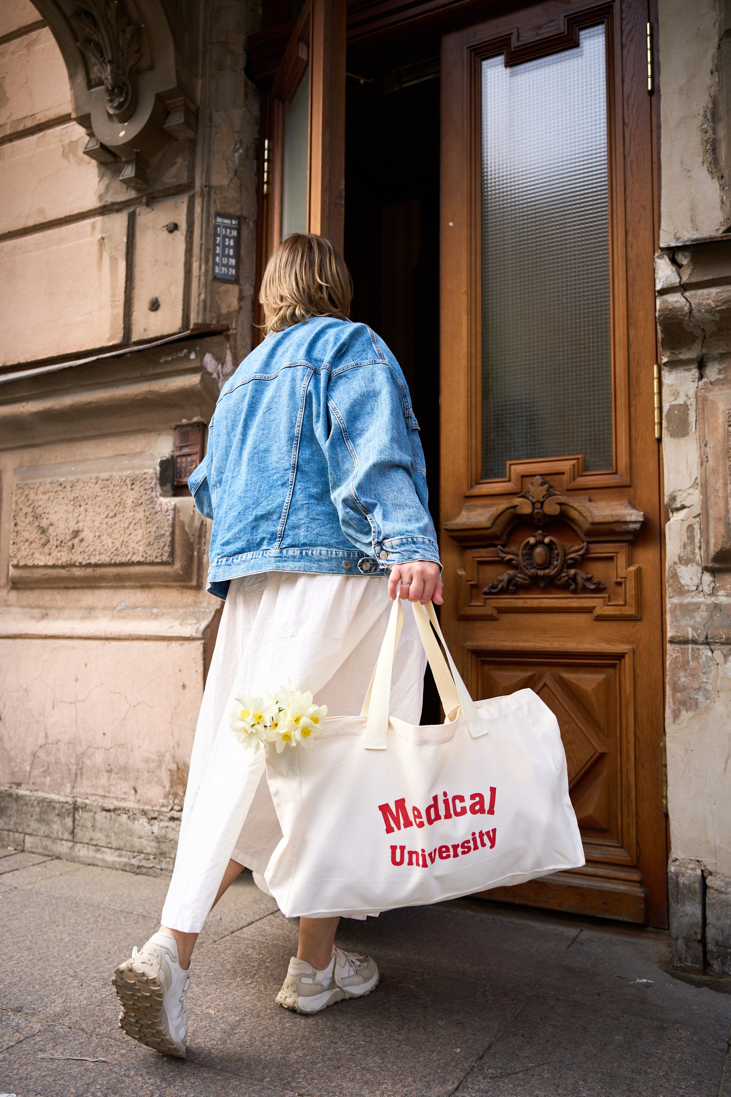 Контент-съёмка (улица). Фотограф и видеограф