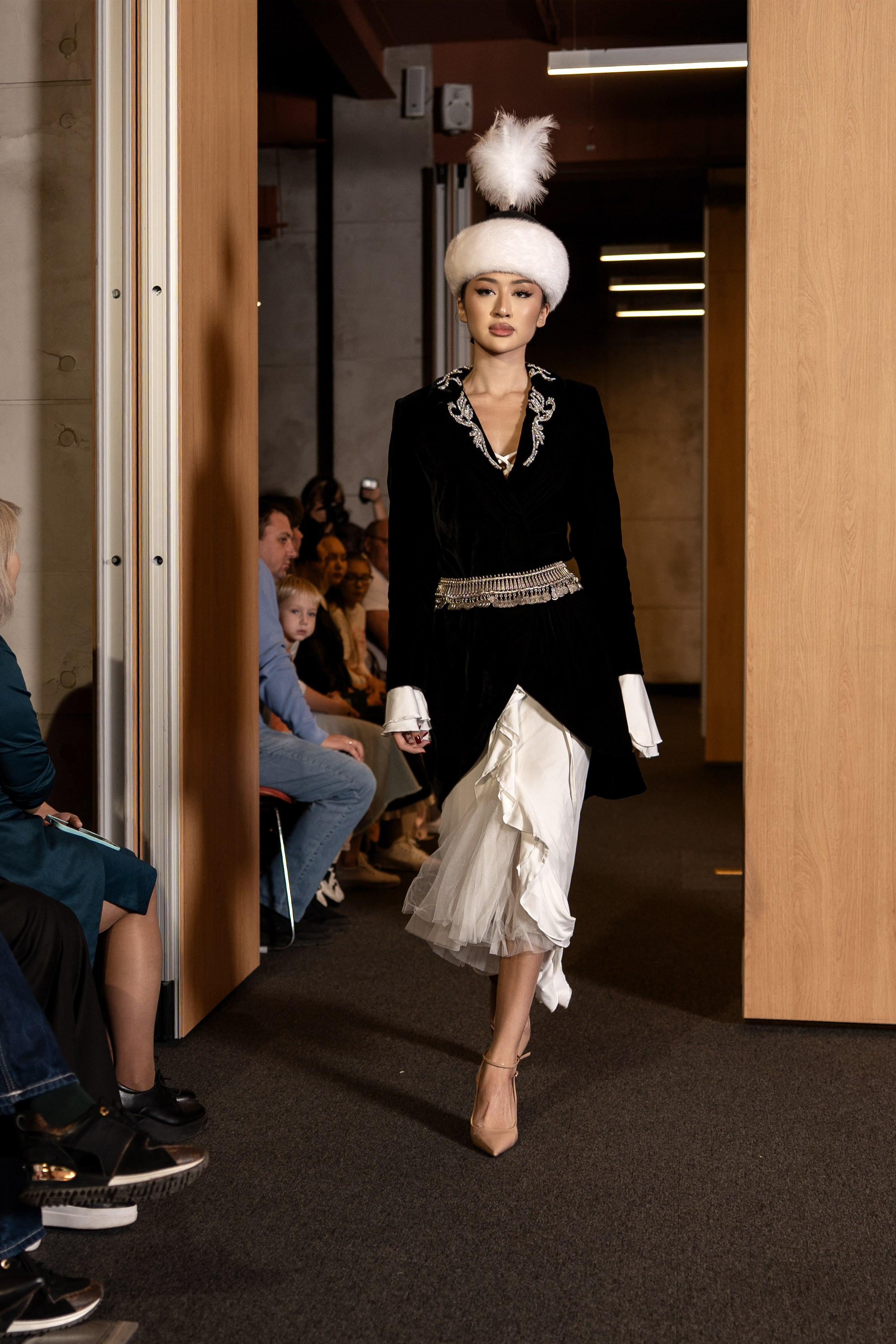 Brand Gulnur Atelier. Сайт Алматинского НЮ АРТ, будуар и фэшн фотографа Дениса Карпенко