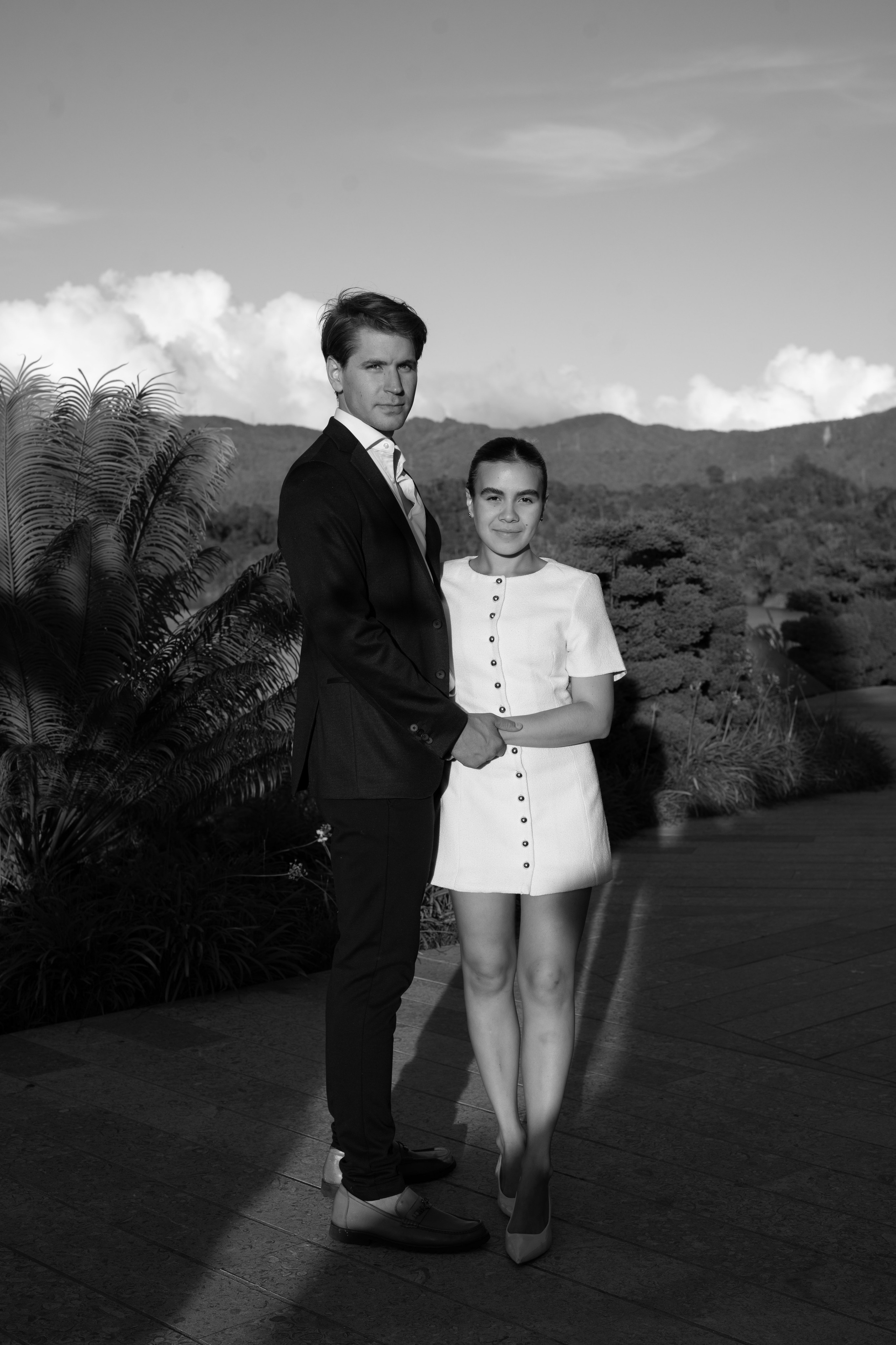 Gabi and Andy. Wedding Photographer in Barcelona and Medellin