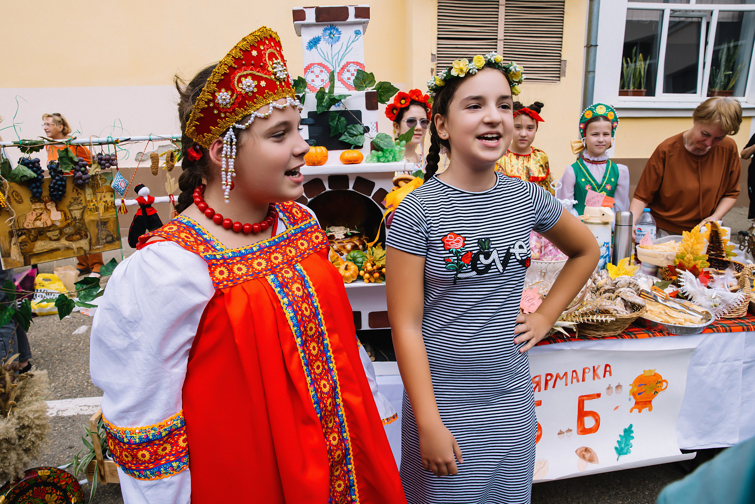 Школьная ярмарка Лицей№ 4. Фотограф и Видеограф в Краснодаре Юлия Солодченко