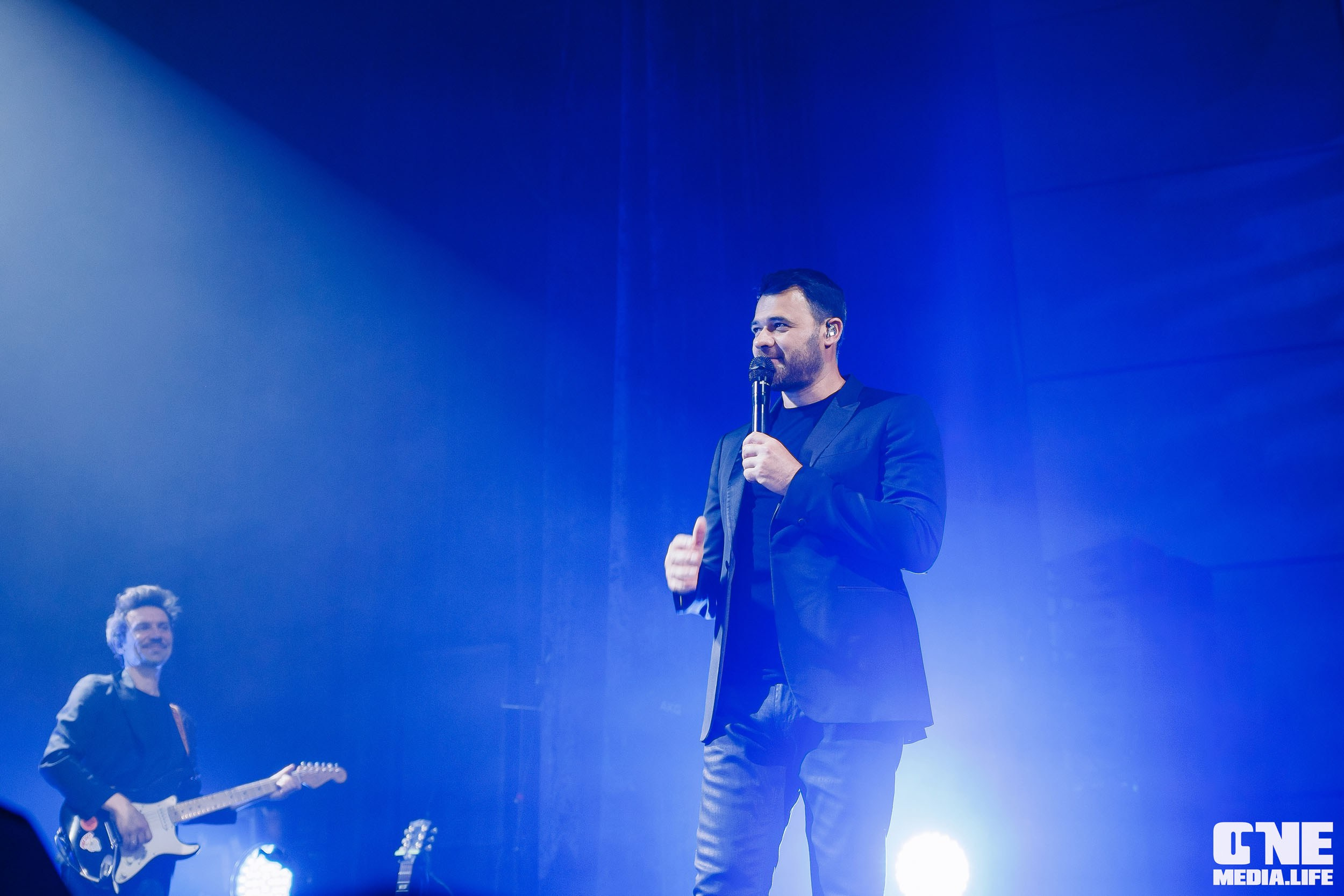 Фоторепортаж с концерта Эмина в Янтарь Холле. One Media Life: фоторепортажи, фотоотчеты с мероприятий и заведений
