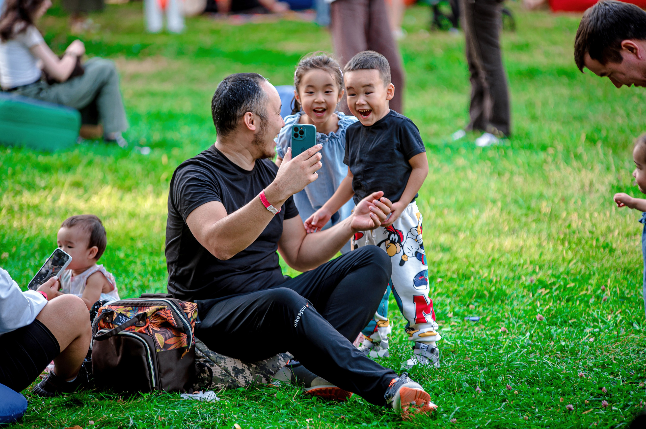 Концерты. Фестивали. Елена Северина фотограф, Алматы: репортаж (спорт, концерты, конференции), предметная и фуд-съёмка, портреты, каталоги, фэшн, ретушь